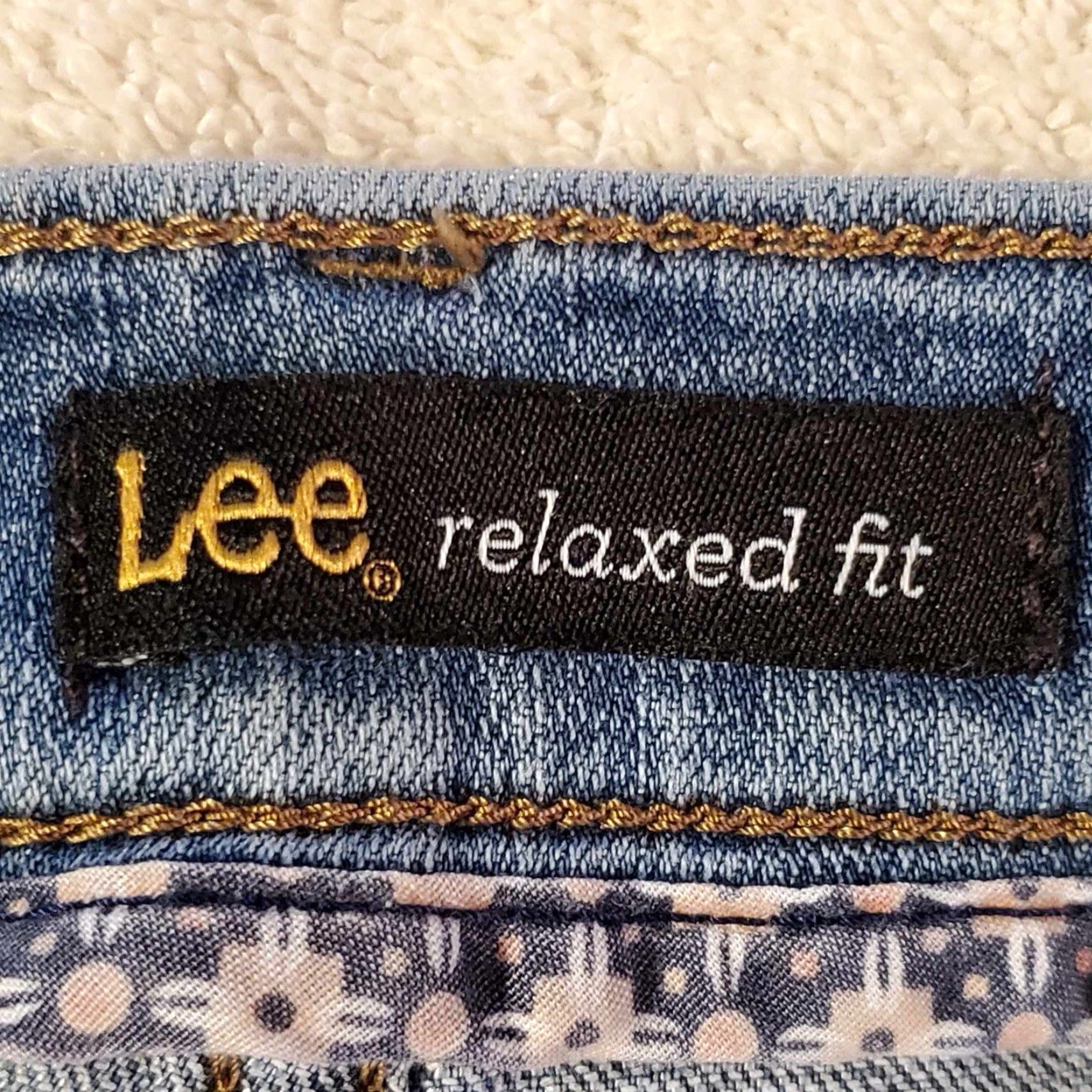 Lee Lee Relaxed Fit Capri Jeans Women 40 X 19 Blue Denim 5-Pocket Lee Riders Mid Rise Capri Size 27" / US 4 / IT 40 - 2 Thumbnail