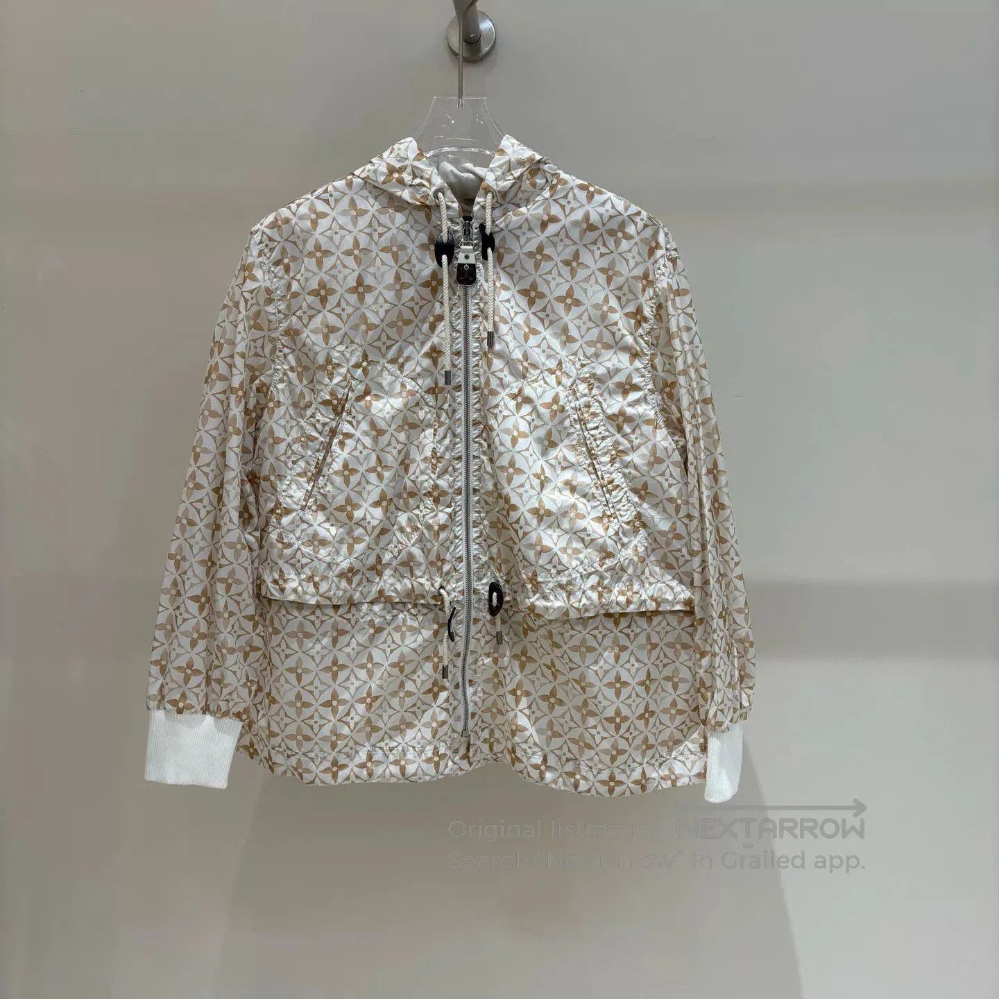 Louis Vuitton Louis Vuitton Monogram Summer Parka. Size US S / EU 44-46 / 1 - 1 Thumbnail