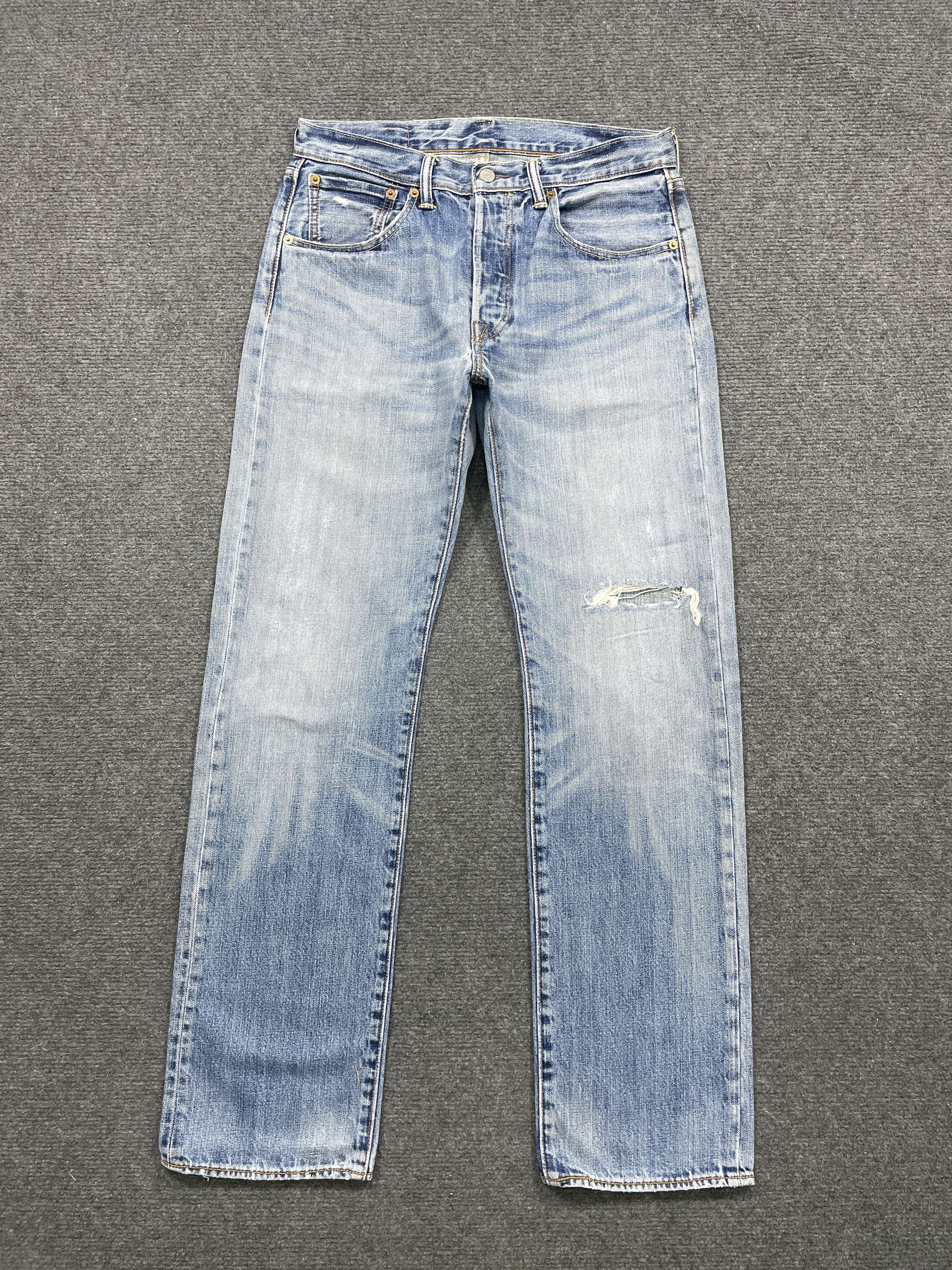 image of Distressed Denim x Levis Vintage Distressed Levis 501 Light Wash Jeans in Blue Denim (Size 31)