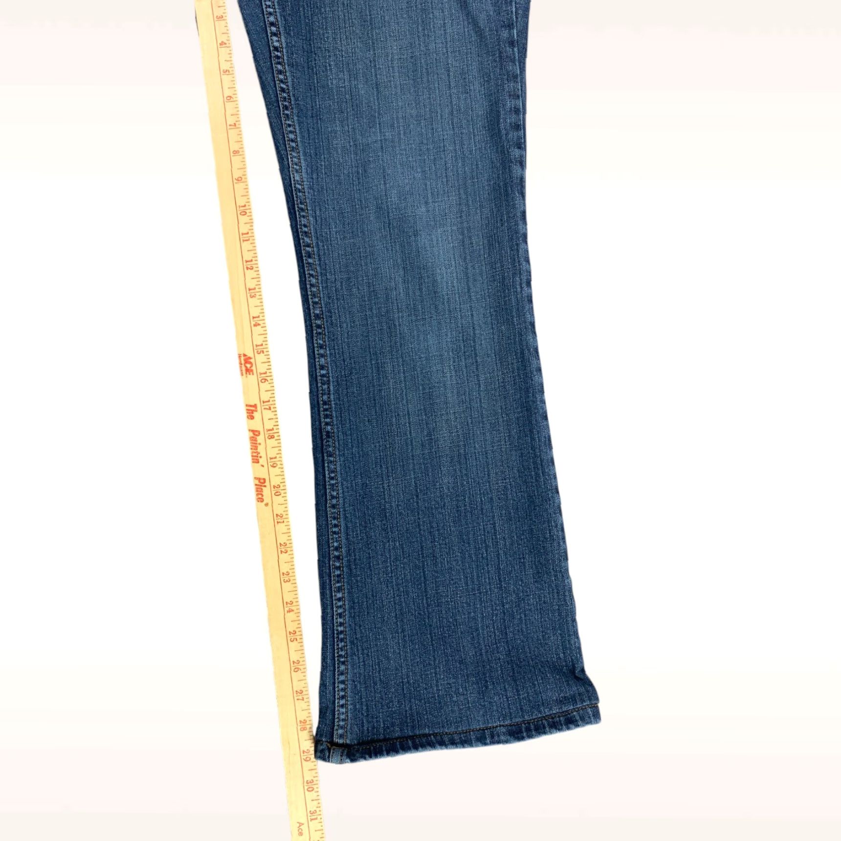 Cabi Jeans Women 32x29 Bootcut Denim Stretch Medium Blue  display picture 1