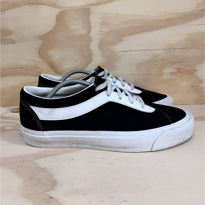 Vans staple clearance bold