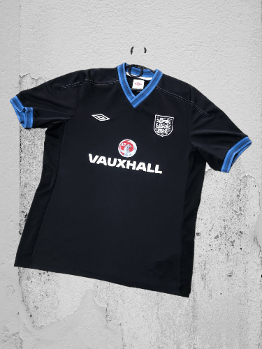 Umbro Umbro Jersey ENGLAND Size US XL / EU 56 / 4 - 1 Thumbnail