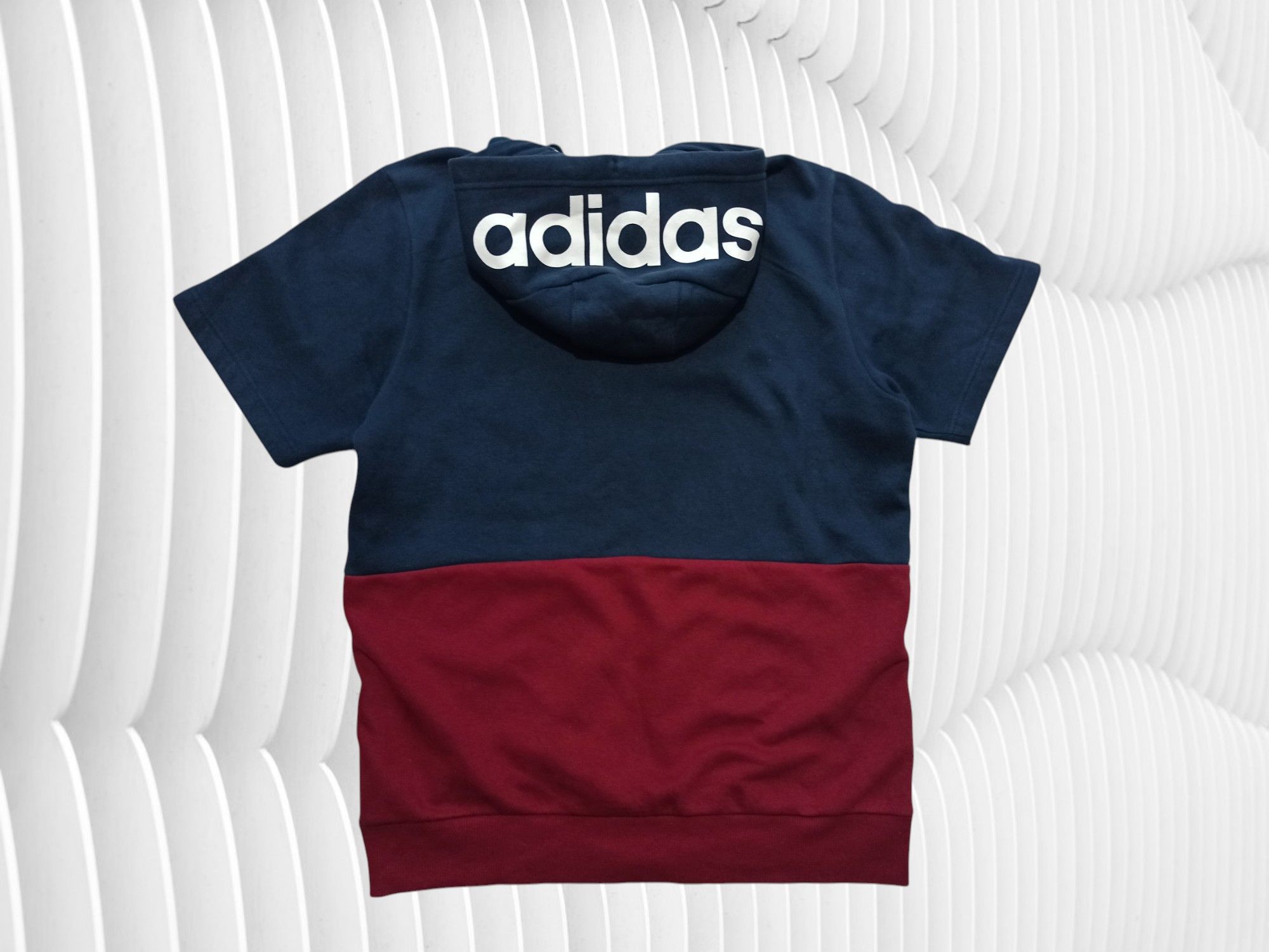 Adidas Adidas Short Sleeve Rare Hoodie Size US L / EU 52-54 / 3 - 4 Thumbnail