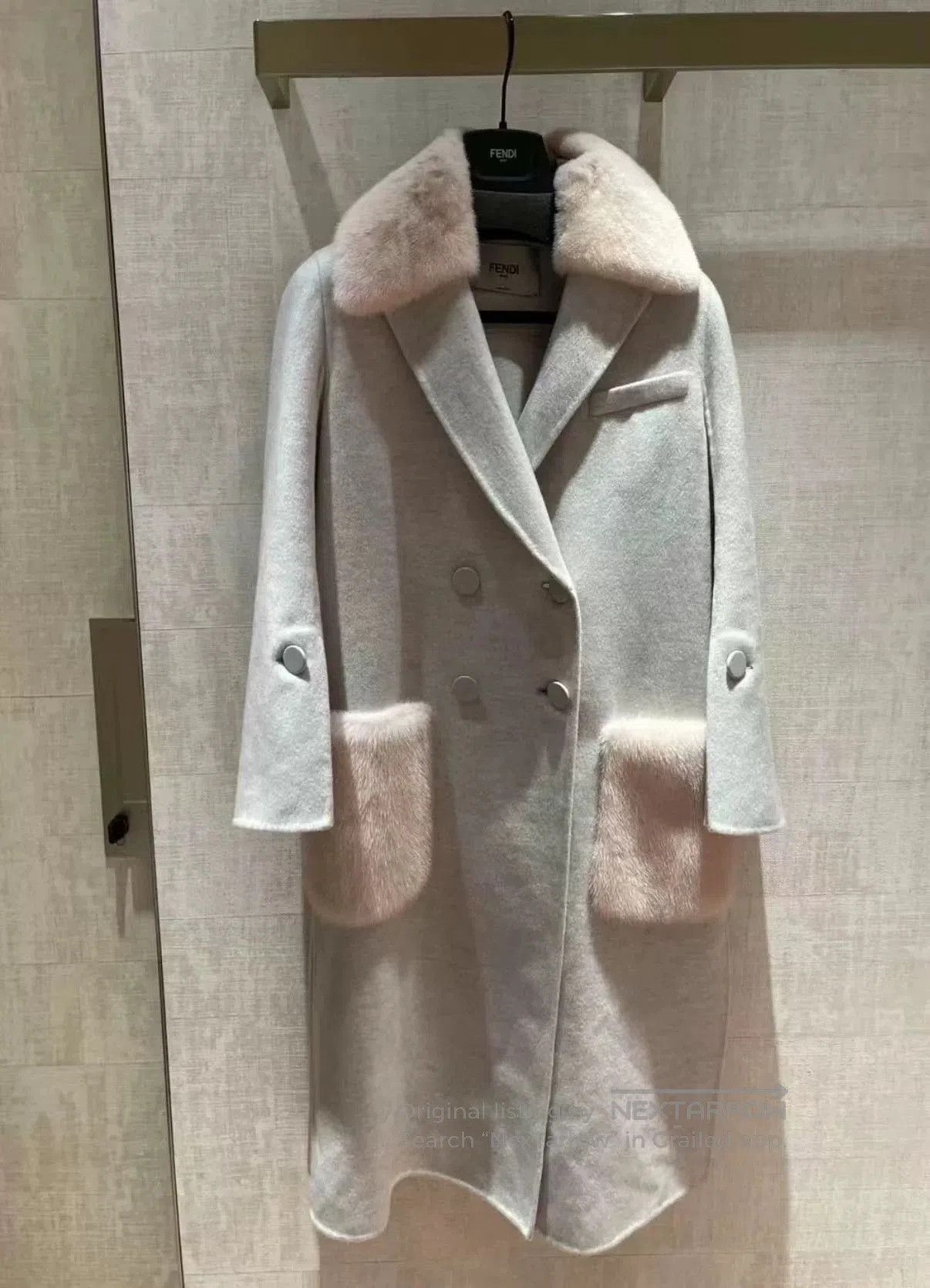 Fendi FENDI Gray Pink Fur Pocket Coat. Size US XS / EU 42 / 0 - 8 Thumbnail