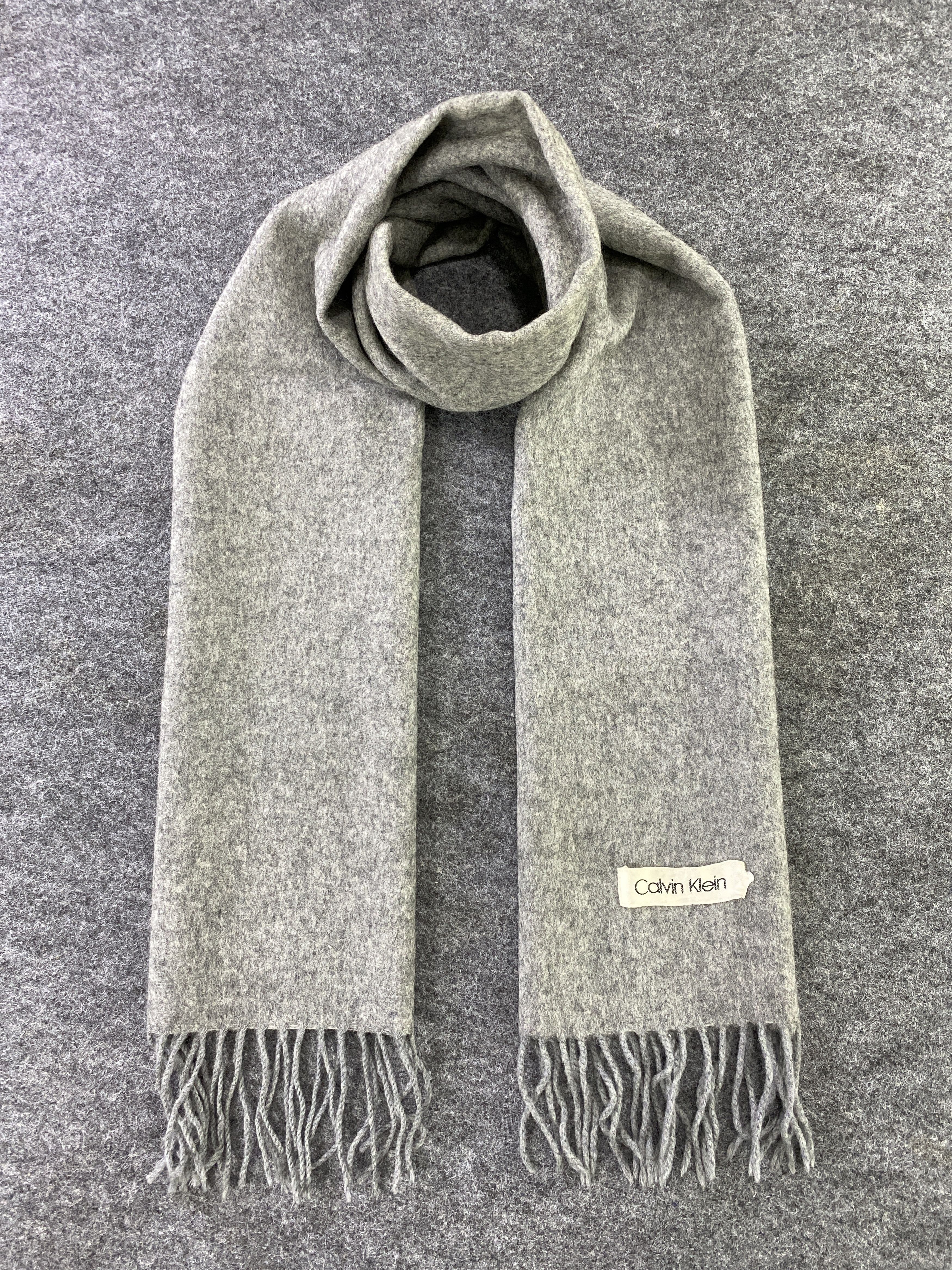 Calvin Klein Calvin Klein Scarf / Muffler / Neckwear -T583 Size ONE SIZE - 1 Thumbnail