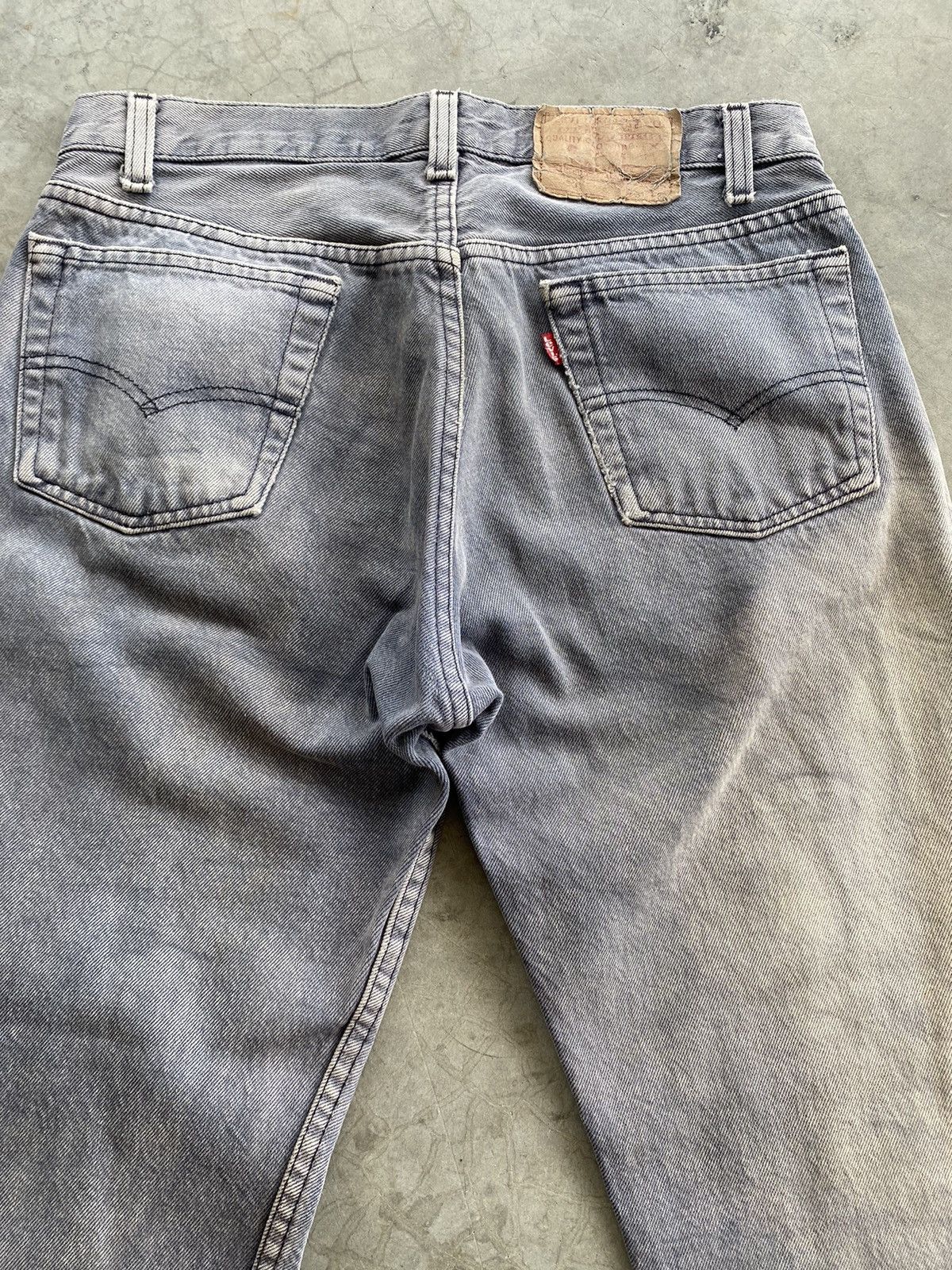 Levi's × Vintage Vintage Levi’s 501 Distressed Fade Black Jeans Size US 30 / EU 46 - 4 Thumbnail