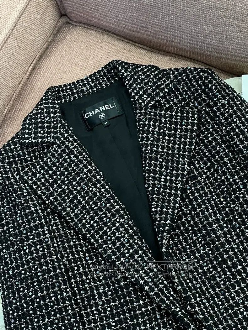 Chanel Chanel Two fake stud beaded coats Size XXS / US 00 / IT 34 - 3 Thumbnail