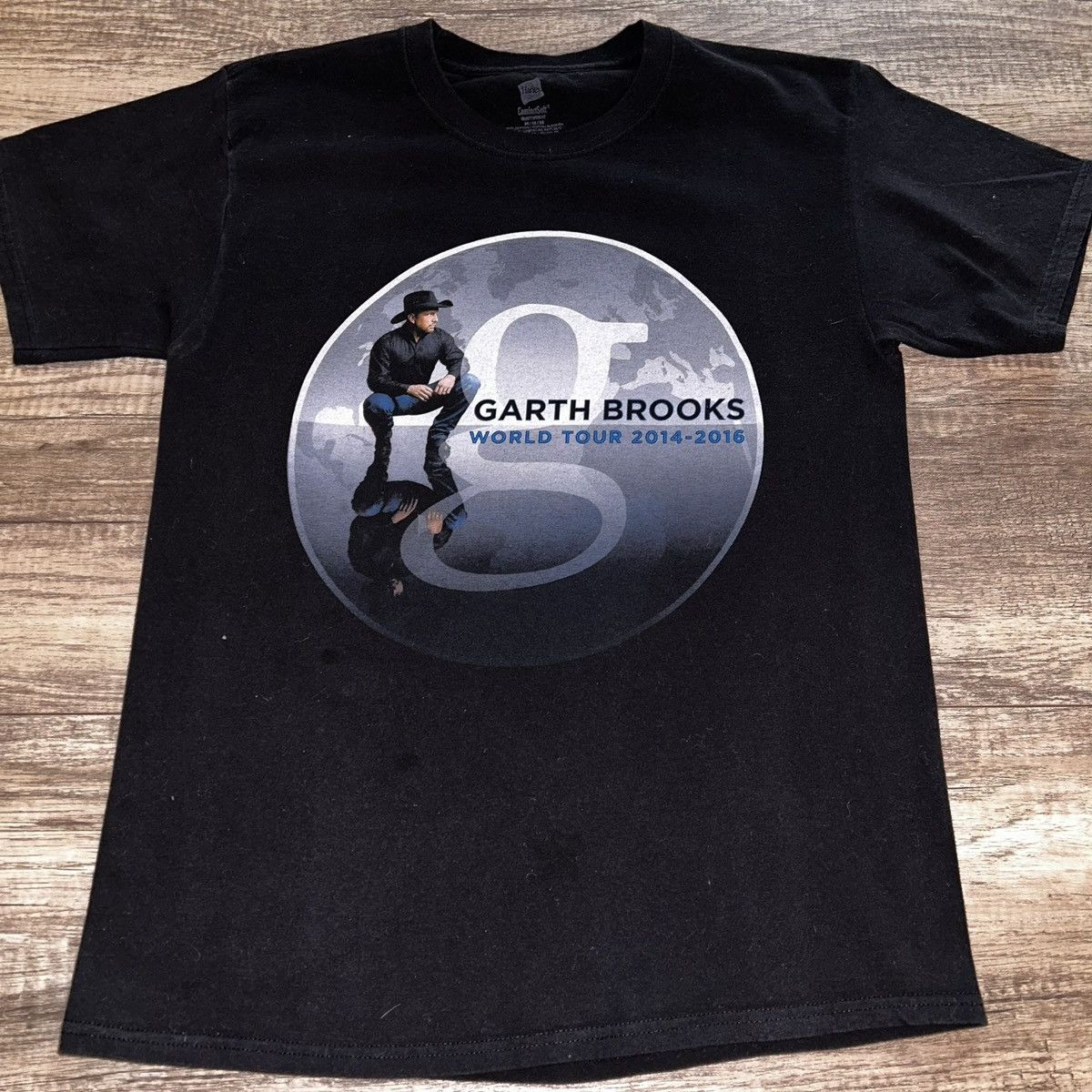 Hanes × Vintage 2014 Garth brooks concert T-shirt Size US M / EU 48-50 / 2 - 1 Thumbnail