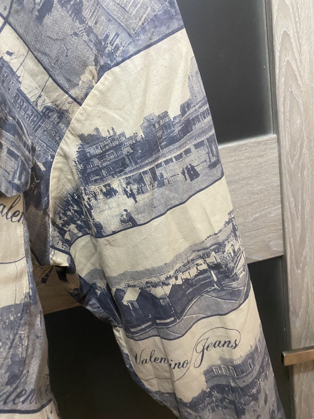 Valentino rare Valentino jeans Vintage fullprint shirt button up Size US XL / EU 56 / 4 - 14 Thumbnail
