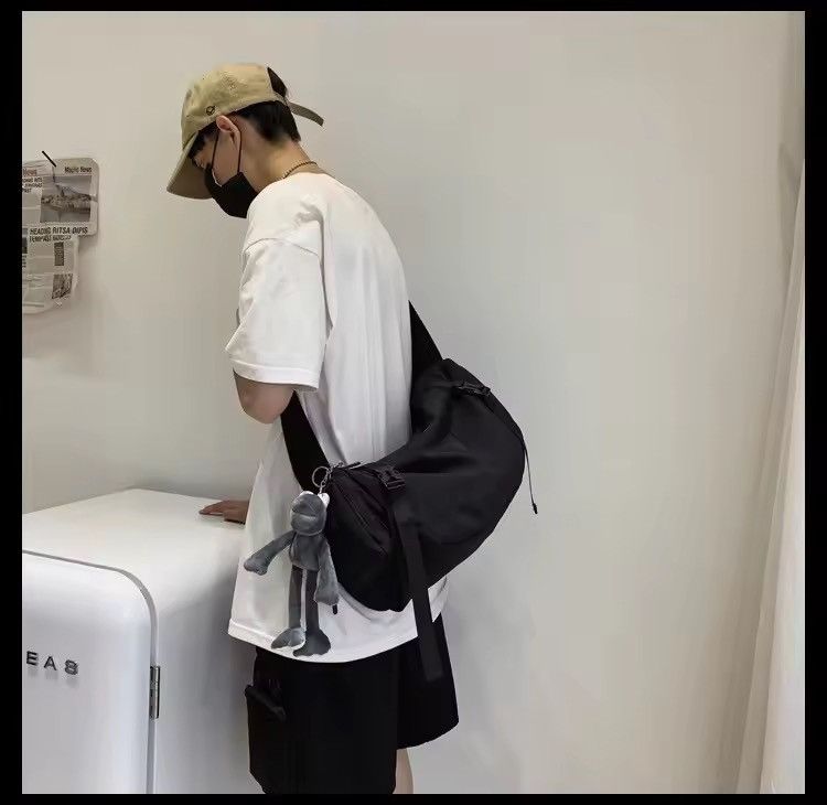 Japanese Brand large-capacity shoulder bag sports backpack Size ONE SIZE - 13 Thumbnail