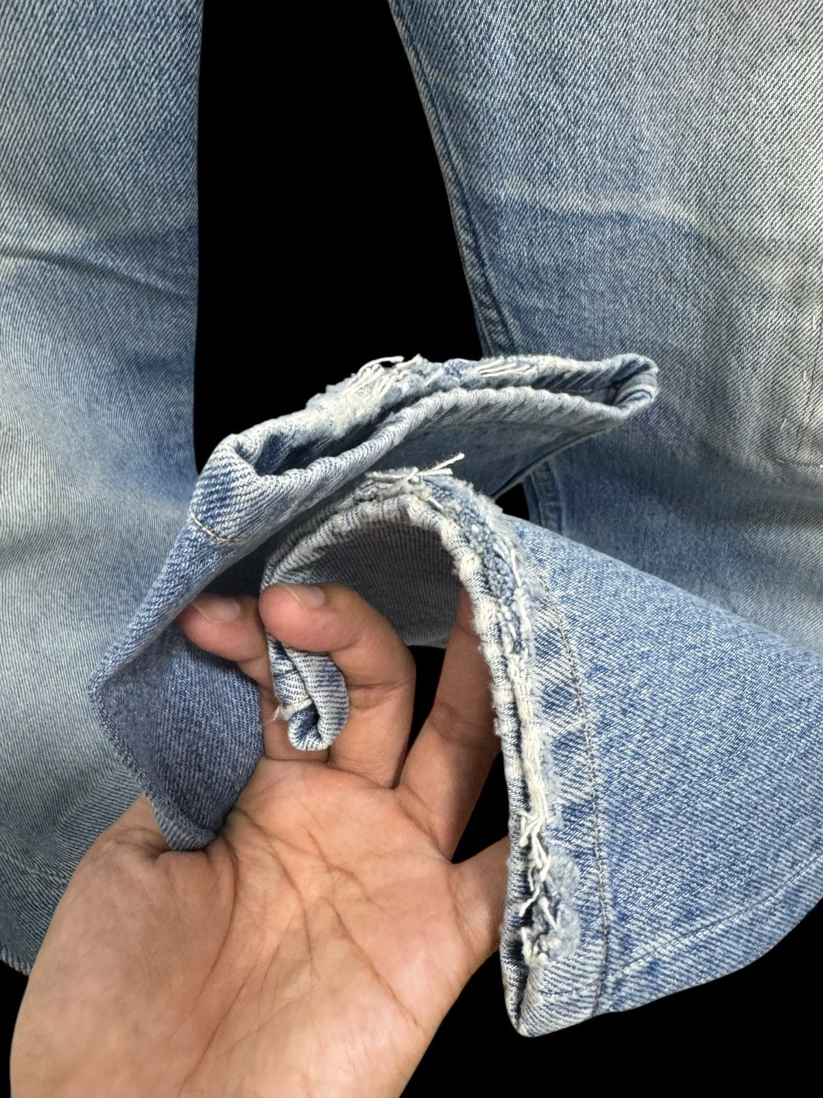 Levi's × Vintage LEVIS 501XX MADE IN USA BUTTON FLY DISTRESSED JEANS Size US 34 / EU 50 - 5 Thumbnail