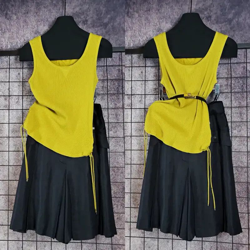 Burberry Burberry Summer Yellow Silk Blend Top Size S / US 4 / IT 40 - 1 Thumbnail