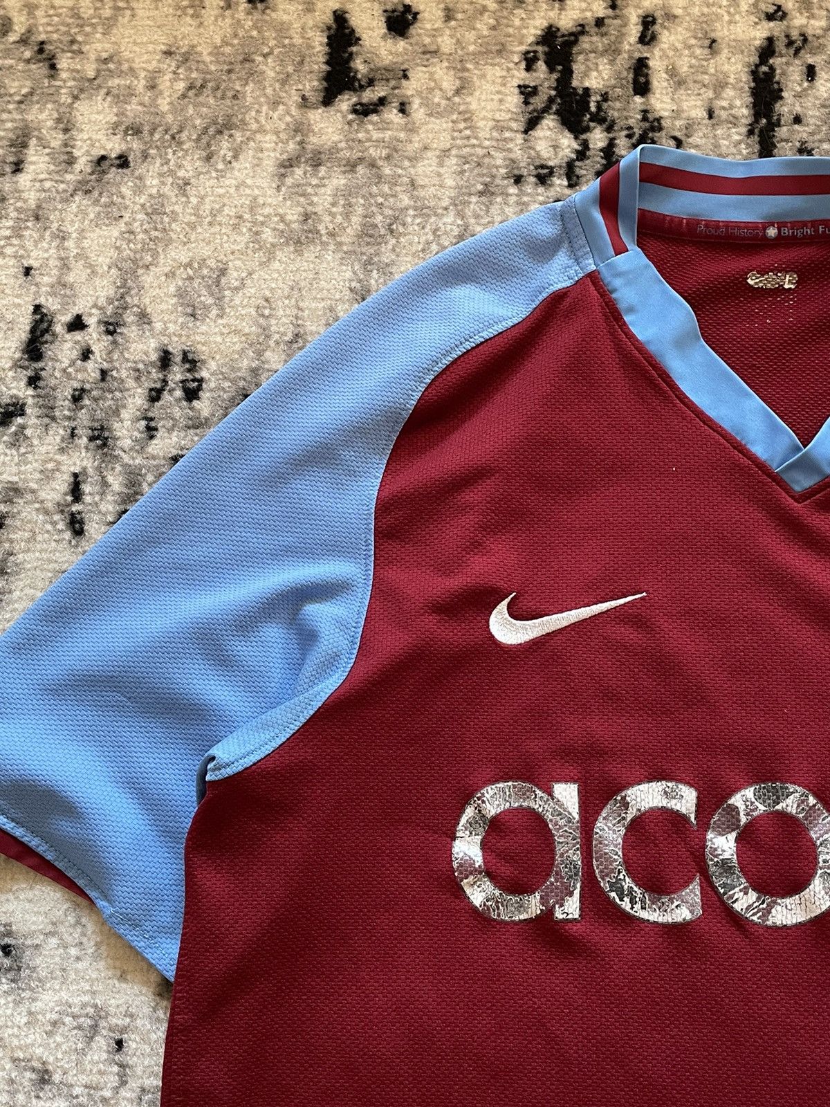 Nike × Vintage Vintage Aston Villa Jersey Home Kit Streetwear Y2k Sk8 L Size US L / EU 52-54 / 3 - 5 Thumbnail