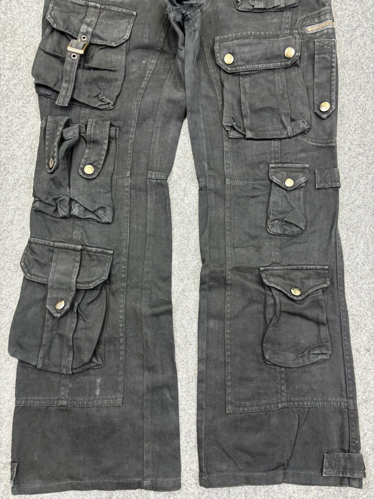 Japanese Brand 💥Flare💥 BIZARRIA Multipockets Parachute Jeans F723 Size US 31 - 4 Thumbnail