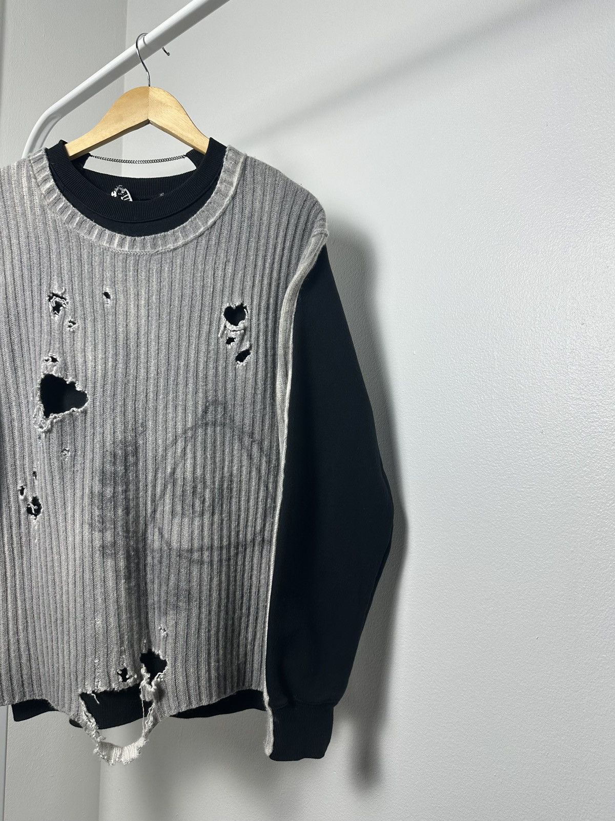 Hyein Seo Hyein Seo Distressed Knit Sweatshirt Size US M / EU 48-50 / 2 - 2 Thumbnail