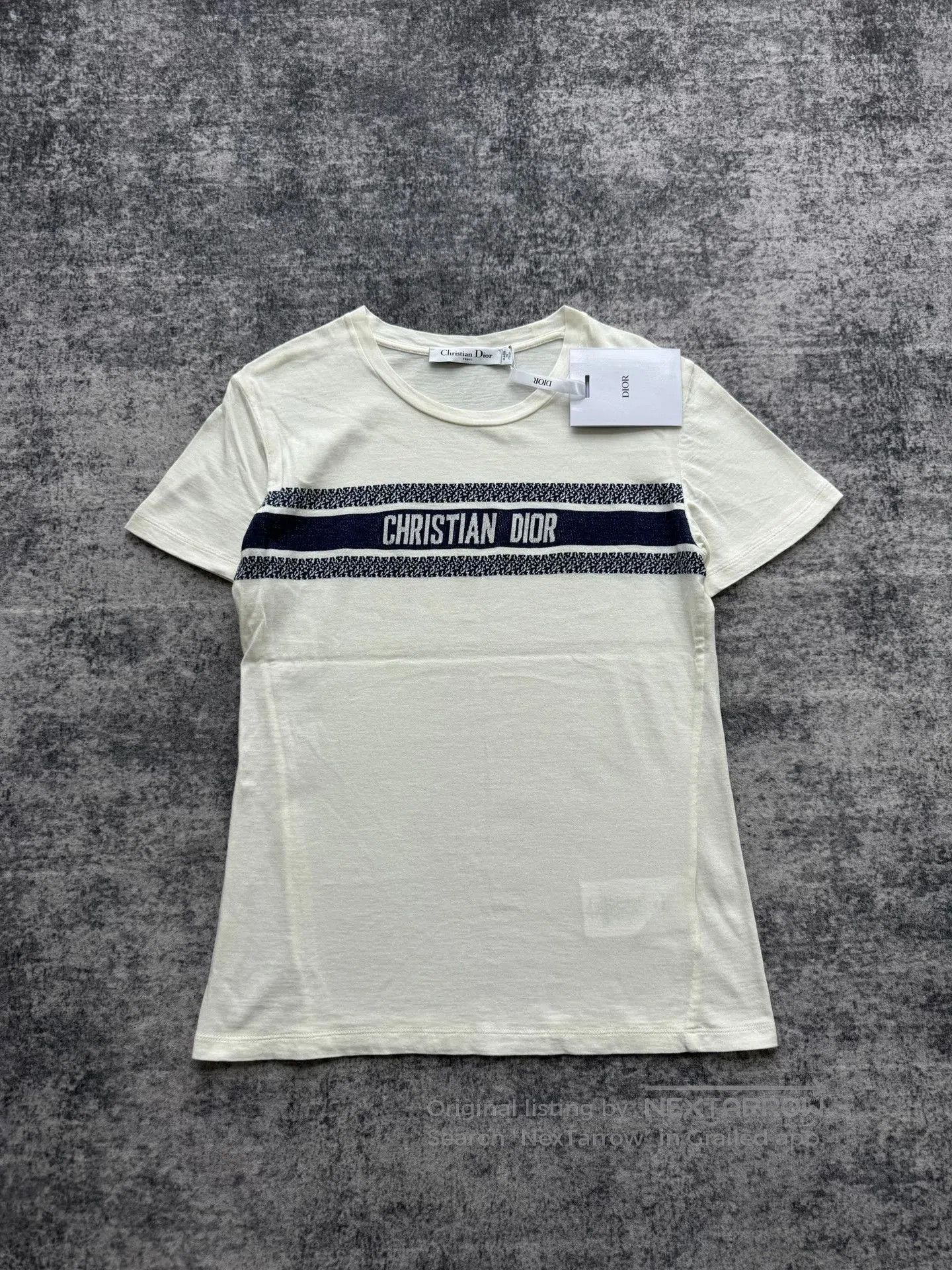 Dior Dior Slogan Logo Short-Sleeve Top. Size XS / US 0-2 / IT 36-38 - 1 Thumbnail