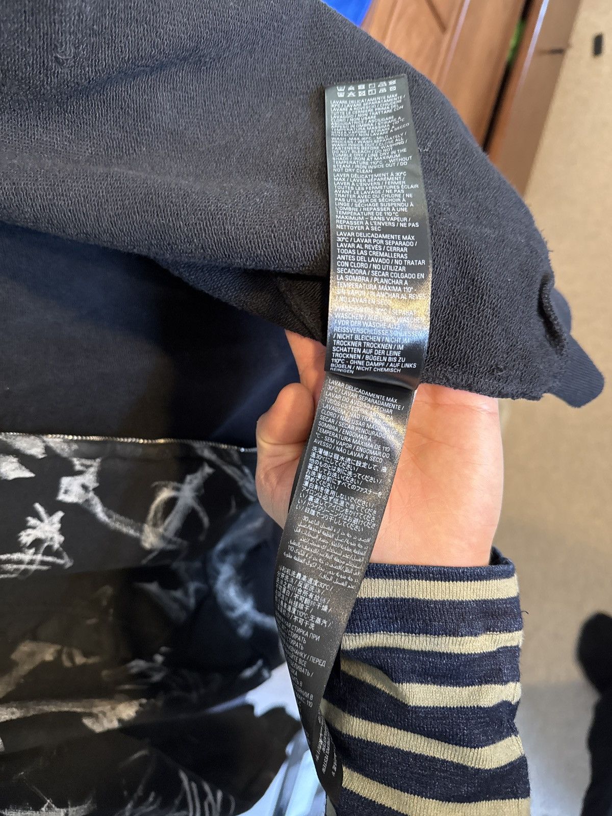 Balenciaga Skater Hoodie Size US XXS / EU 40 - 11 Thumbnail