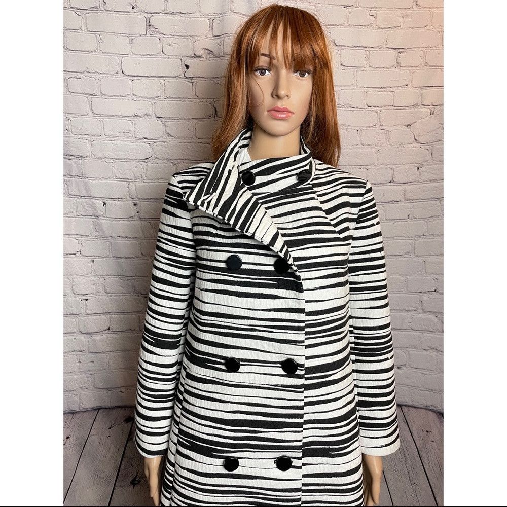 Ann Taylor NWT New Ann Taylor Women Black White Zebra Print Coat Size Size M / US 6-8 / IT 42-44 - 2 Thumbnail