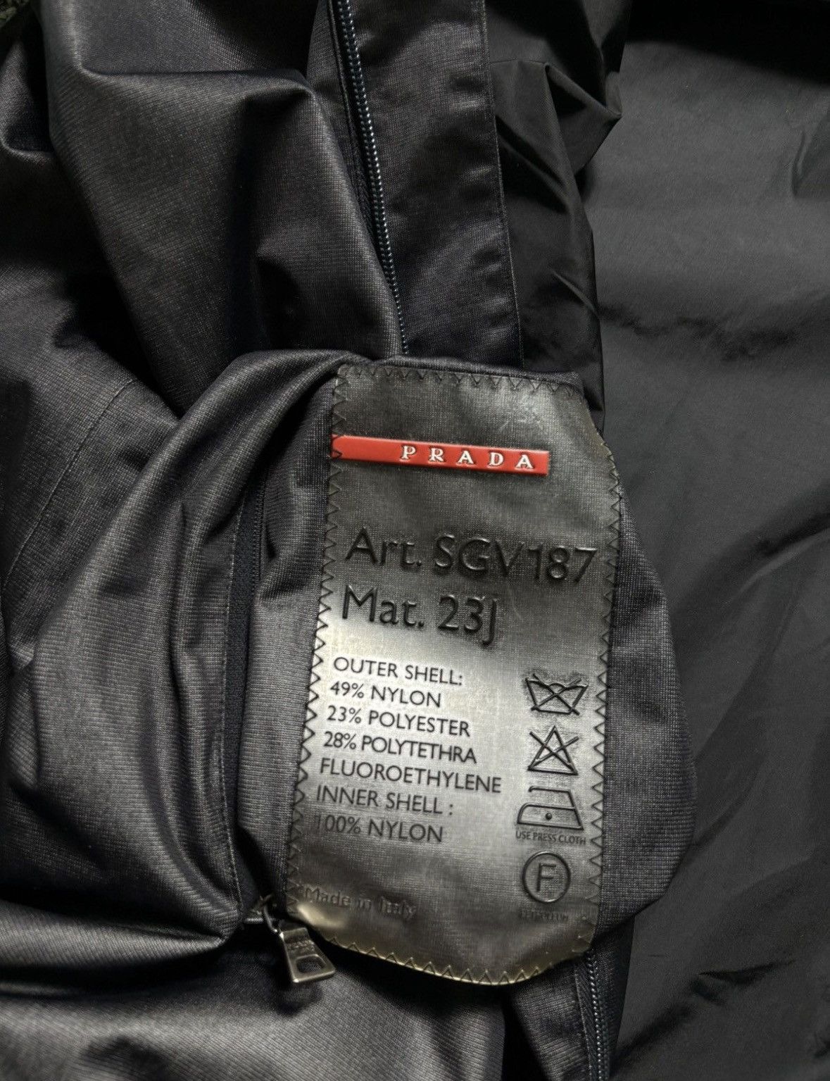 Prada Prada Sport AW99 Technical PTFE Gore-Tex Hidden Glove Jacket Size US M / EU 48-50 / 2 - 20 Thumbnail