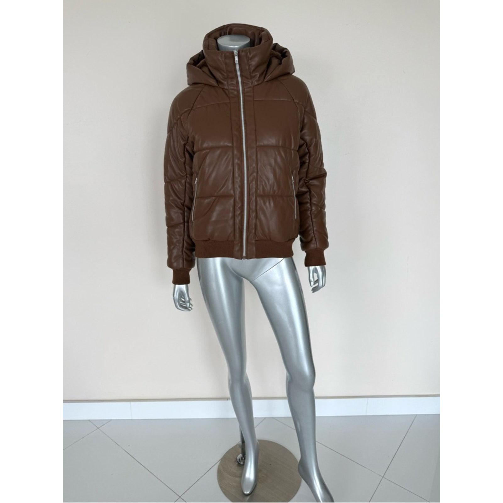 ALO Yoga Faux Leather Puffer Jacket Cinnamon Powder size XS