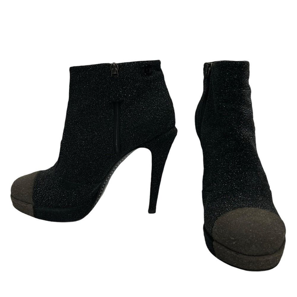 Chanel CHANEL INTERLOCKING CC GLITTER SUEDE CAP TOE ANKLE BOOTS Size US 10.5 / IT 40.5 - 4 Thumbnail