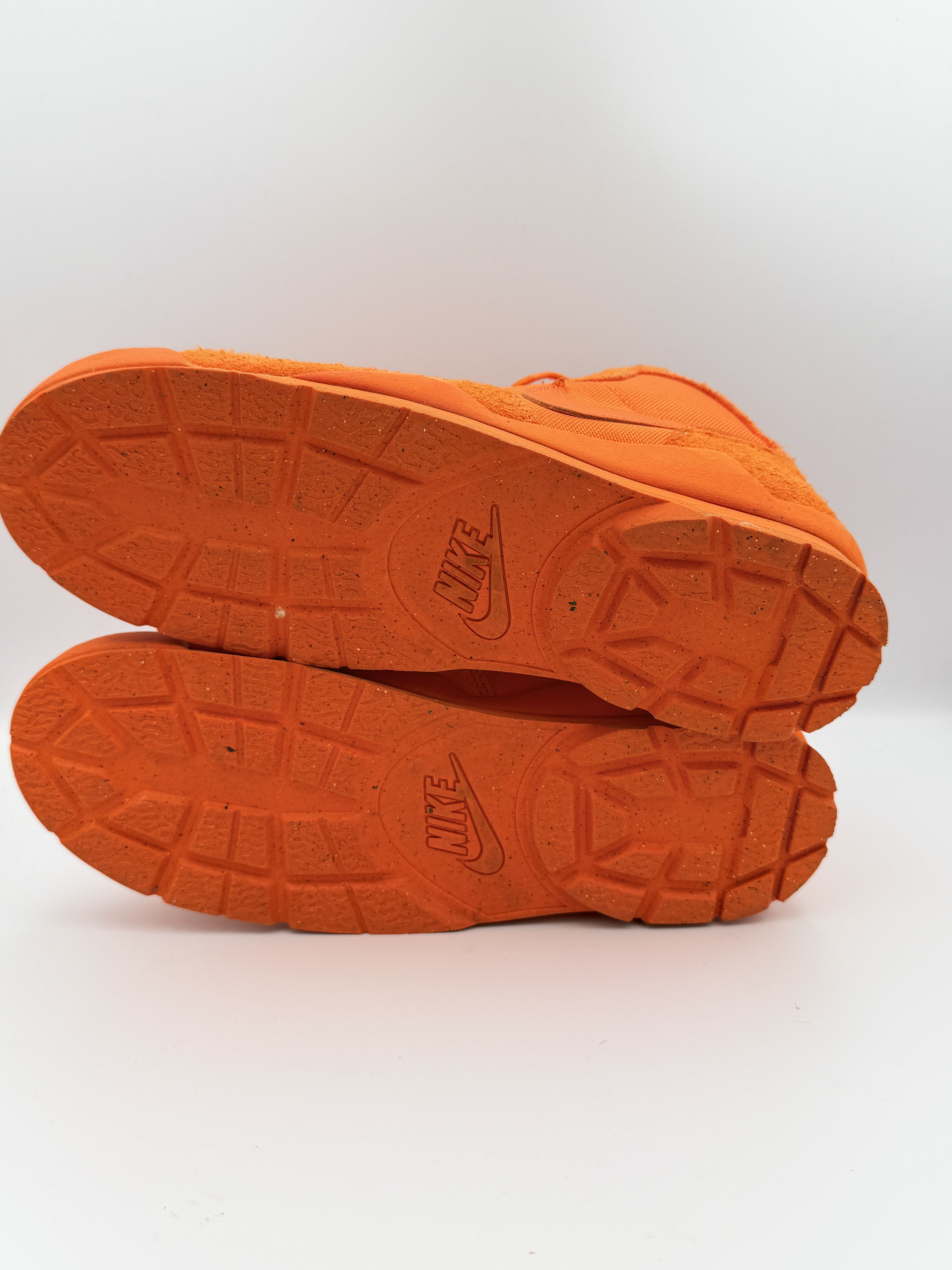 Nike × Stussy Stussy Nike Air Baltoro Safety Orange Size US 10 / EU 43 - 7 Thumbnail