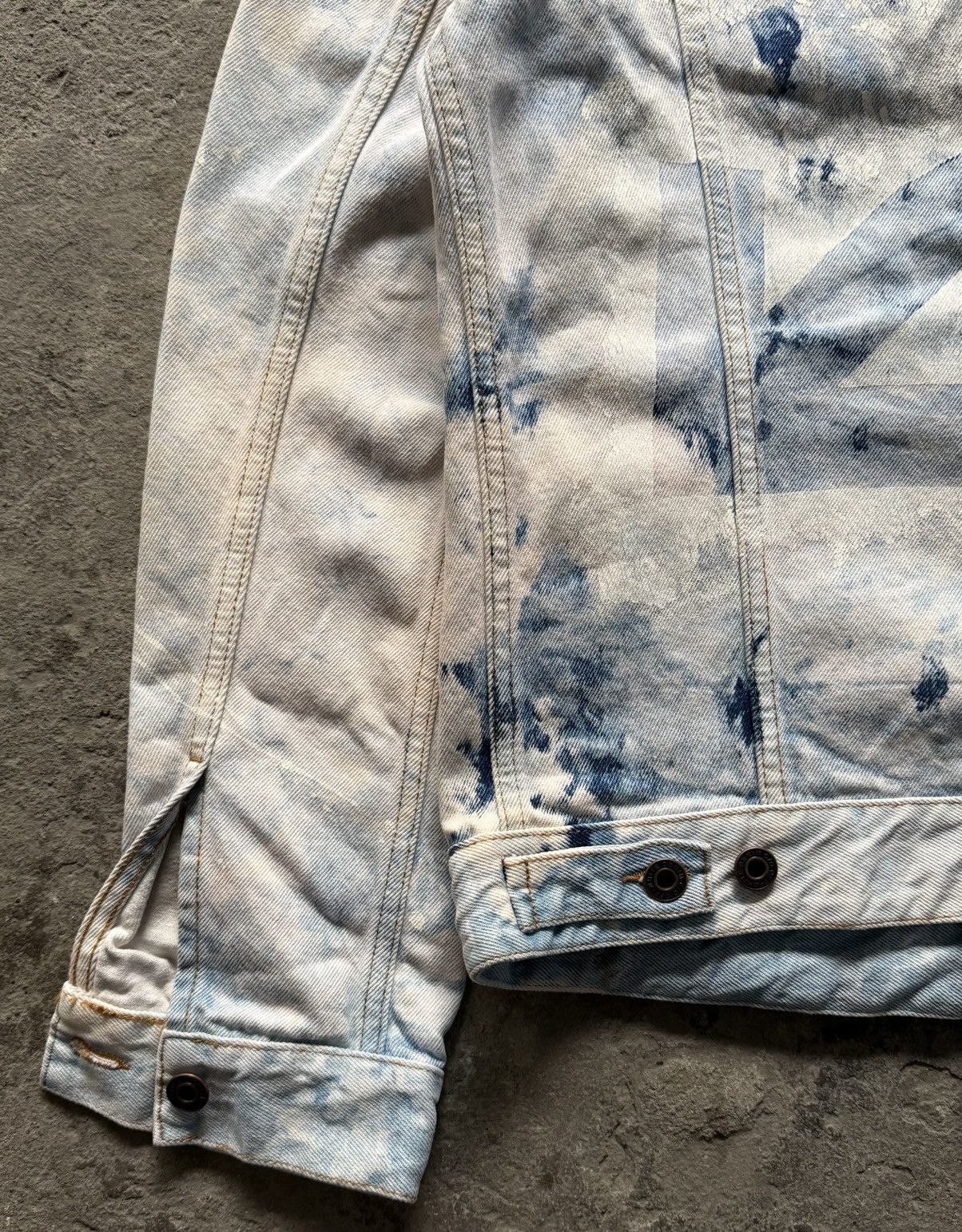 Off-White Off White - Extreme bleached denim jacket Size US M / EU 48-50 / 2 - 4 Thumbnail