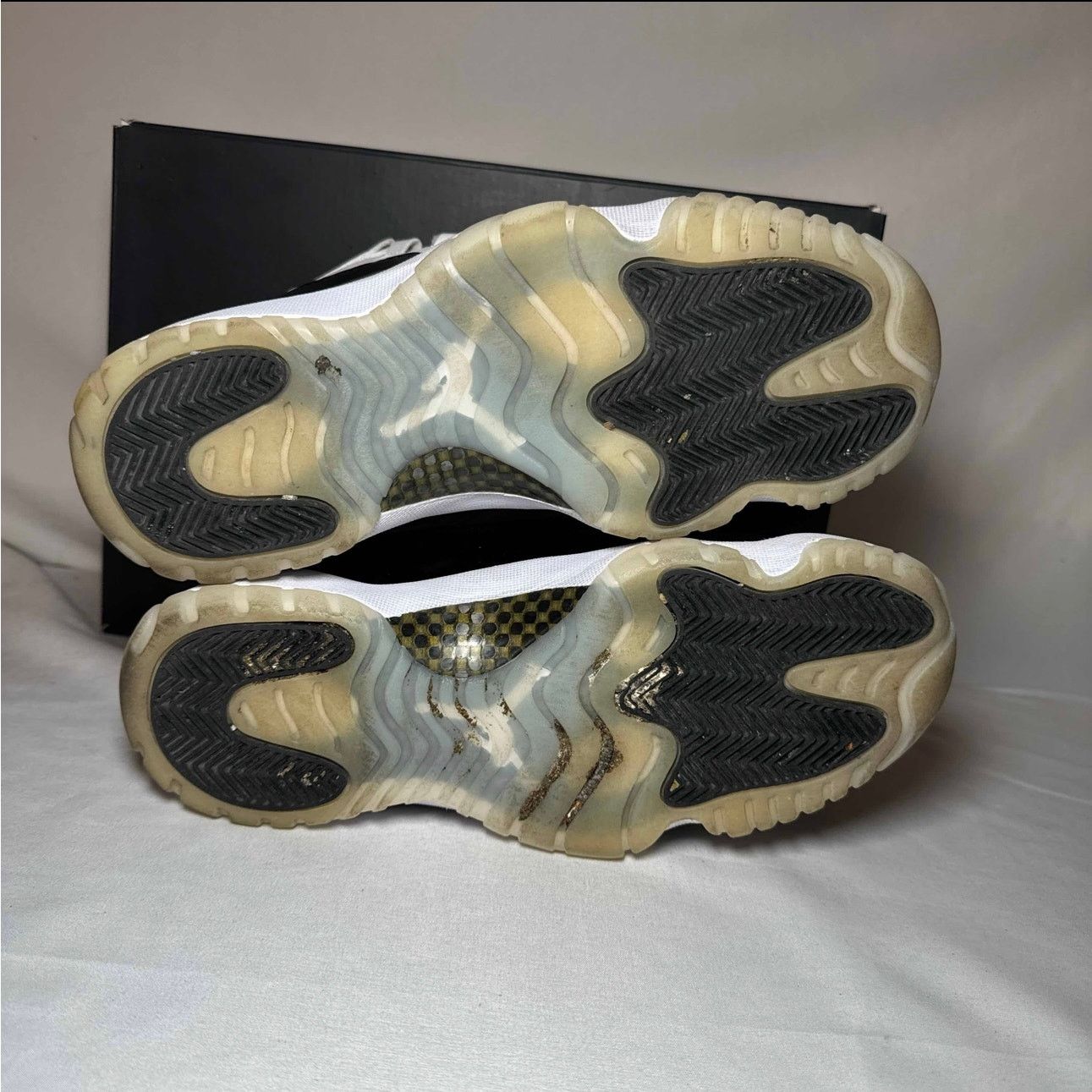 Jordan Brand × Nike Size 8.5 - Air Jordan 11 Retro Gratitude / Defining Moments Size US 8.5 / EU 41-42 - 6 Thumbnail