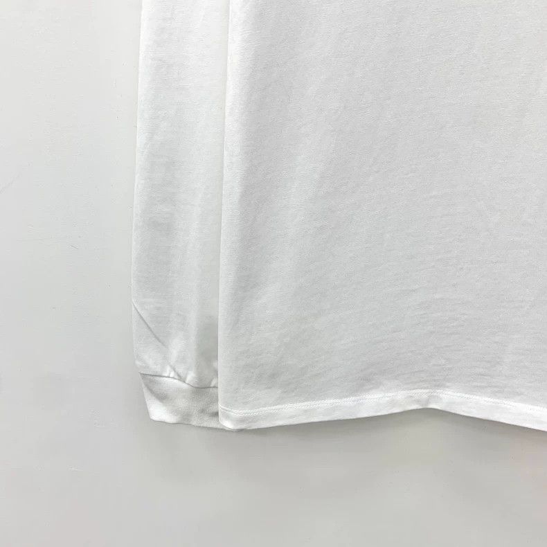 Gucci Gucci White logo embroidered cotton round-neck long-sleeved Size US M / EU 48-50 / 2 - 4 Thumbnail