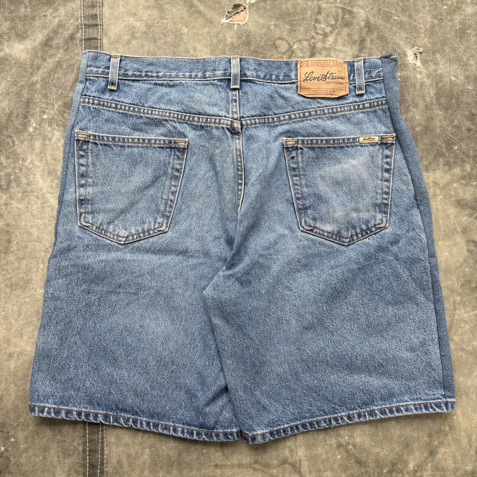 Levi's Vintage Y2K Levi’s Grunge Skater Baggy Denim Shorts Jorts Size US 36 / EU 52 - 2 Thumbnail
