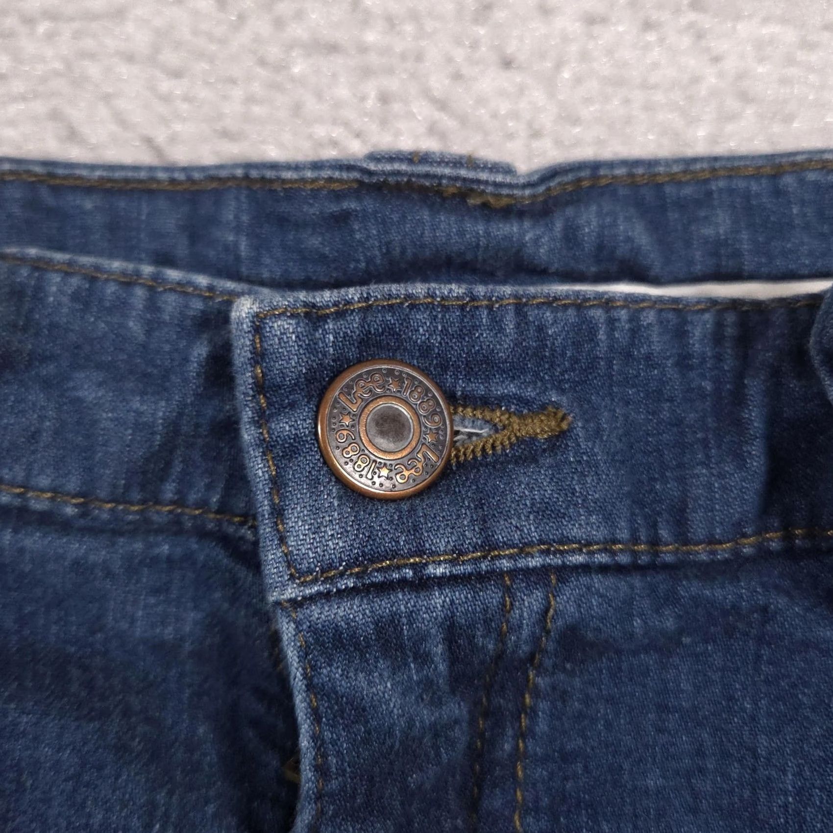 Lee Lee Denim Shorts Womens 16P Petite Blue Mom High Rise Relaxed Fit Casual Jean Size 38" / US 16 / IT 52 - 7 Thumbnail