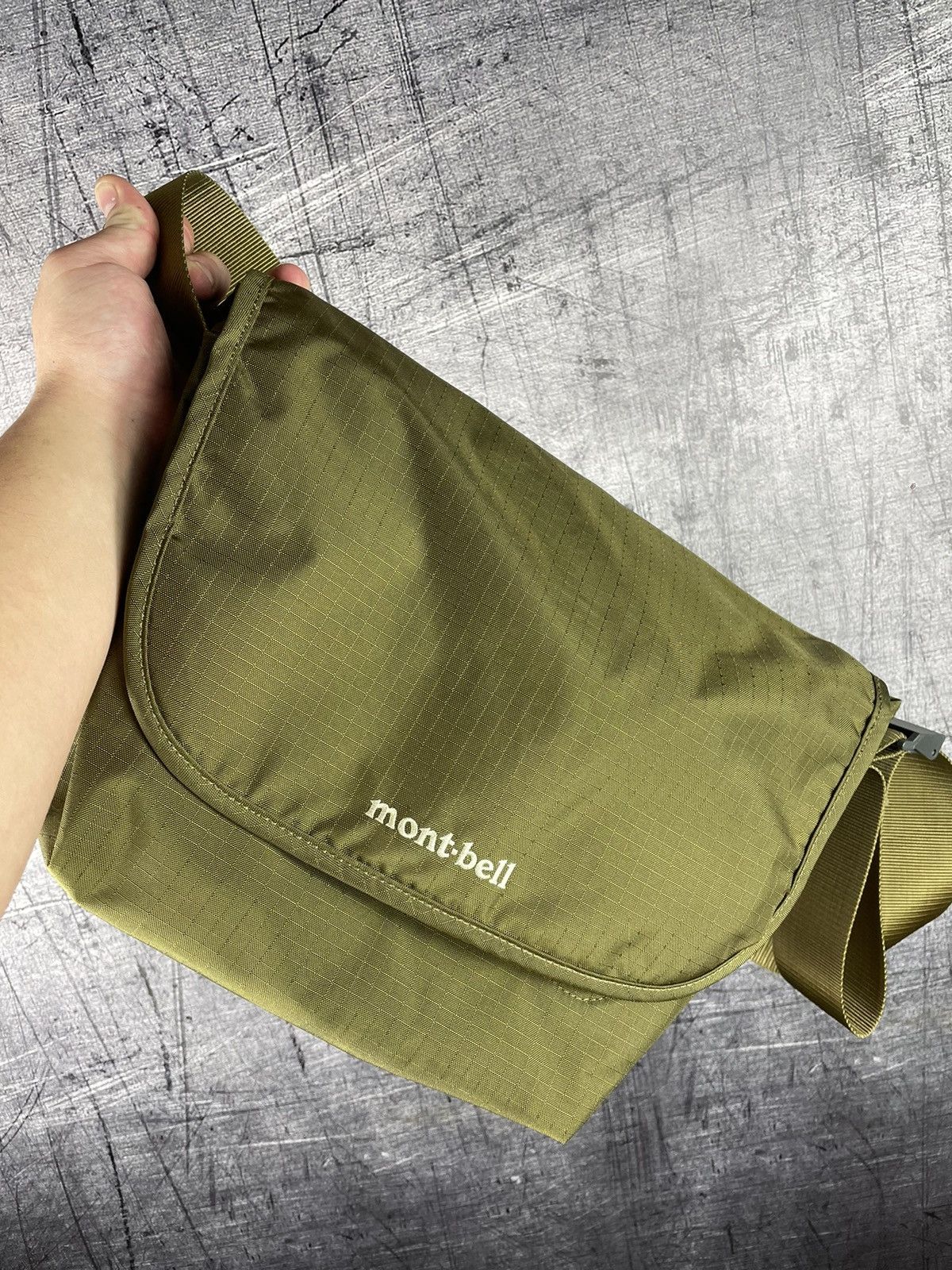 Montbell MONTBELL BERNINA FLAP SHOULDER BAG Size ONE SIZE - 3 Thumbnail
