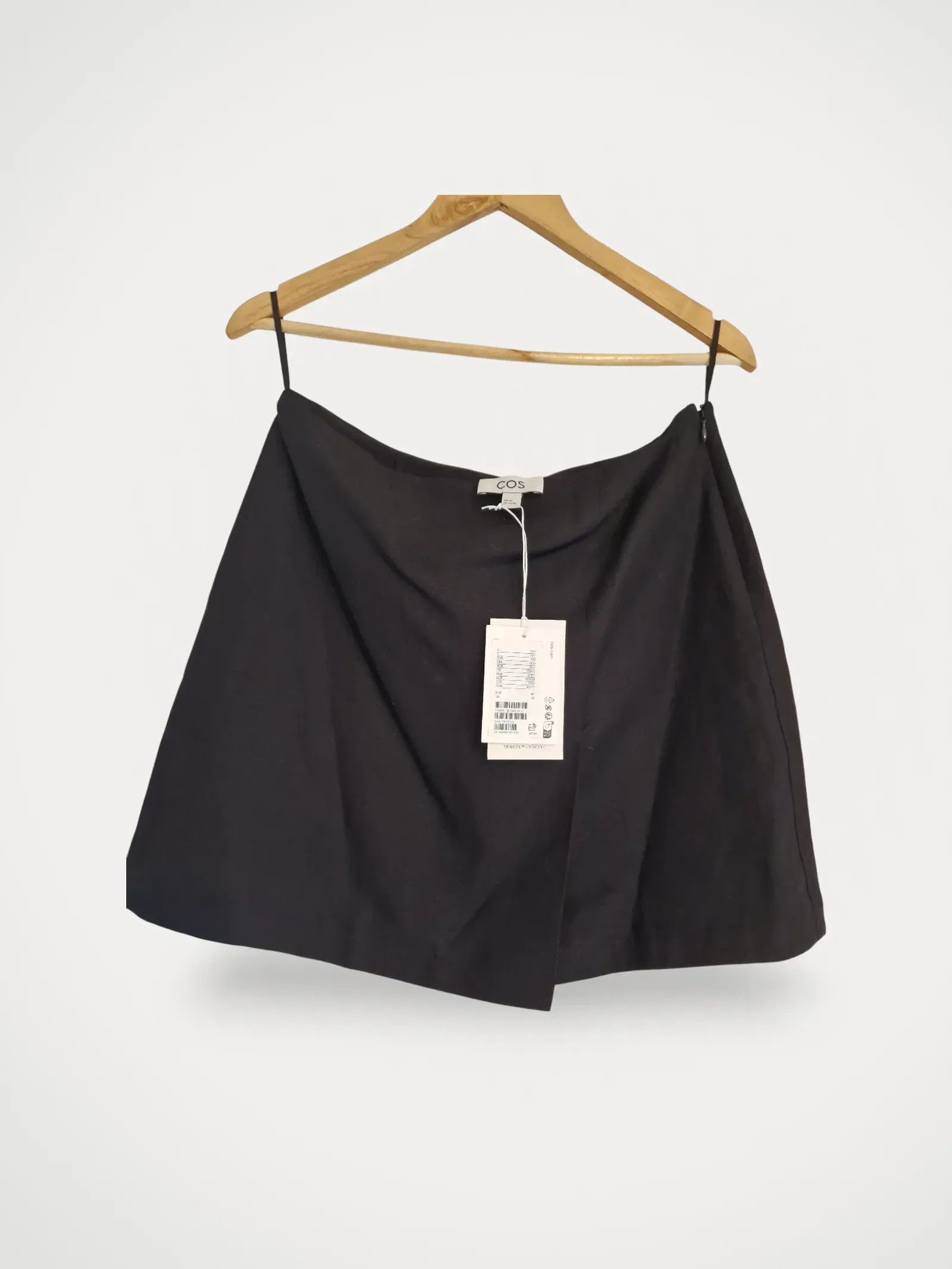 Cos Cos Skirt Size 28" / US 6 / IT 42 - 1 Thumbnail