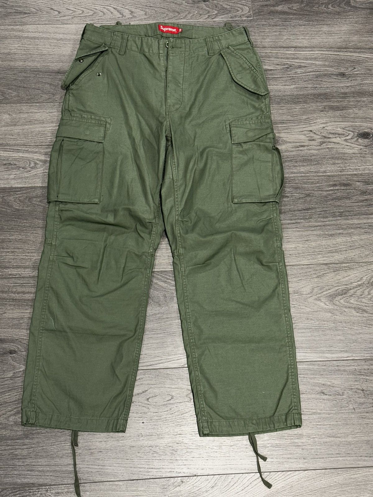 Supreme Supreme Cargo Pants | Grailed