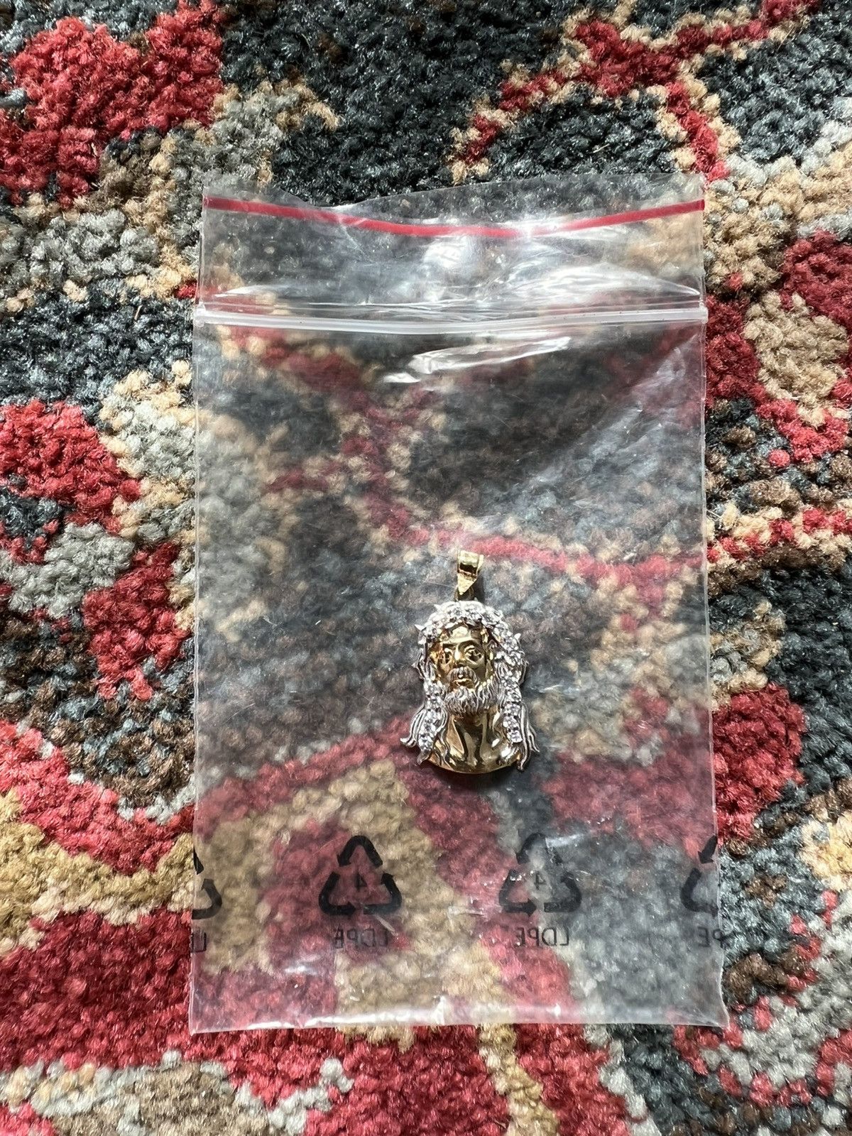 Other Gold Jesus head Size ONE SIZE - 7 Thumbnail
