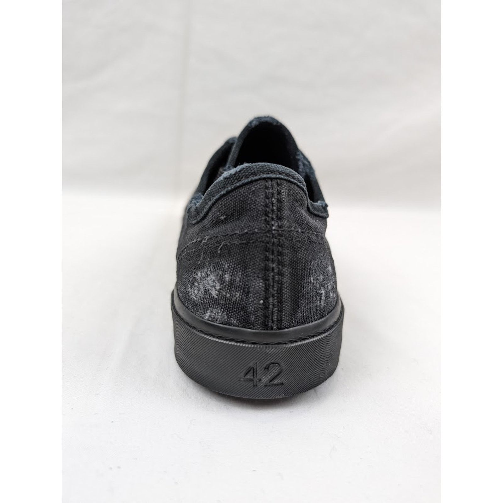 Balenciaga o1rshd1 Paris Low-Top Sneakers in Black Size US 8 / EU 41 - 11 Thumbnail