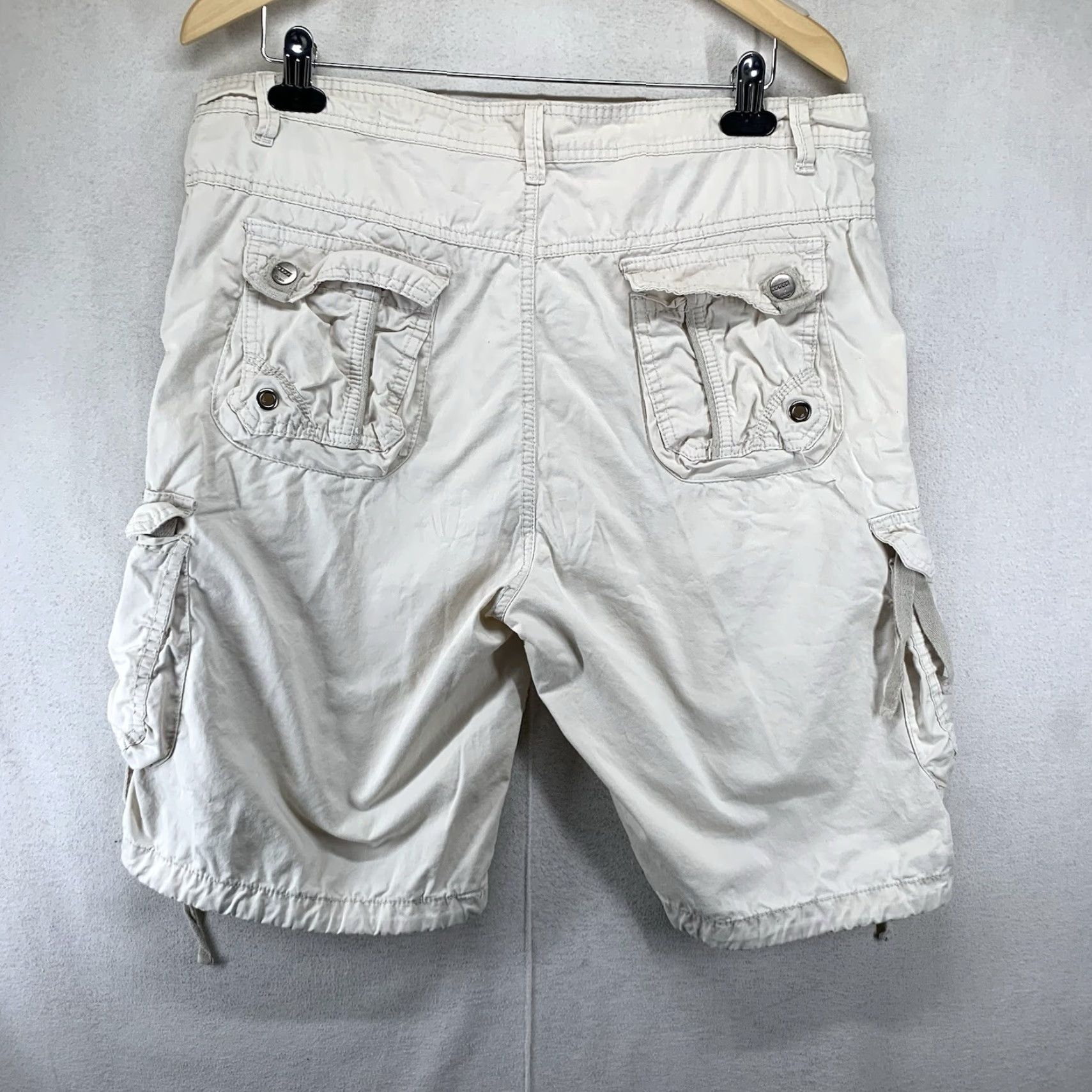 Vintage Galaxy by Harvic Mens Cargo Shorts 34 Beige Lightweight 10" Inseam Pockets Retro 90s Size US 34 / EU 50 - 2 Thumbnail