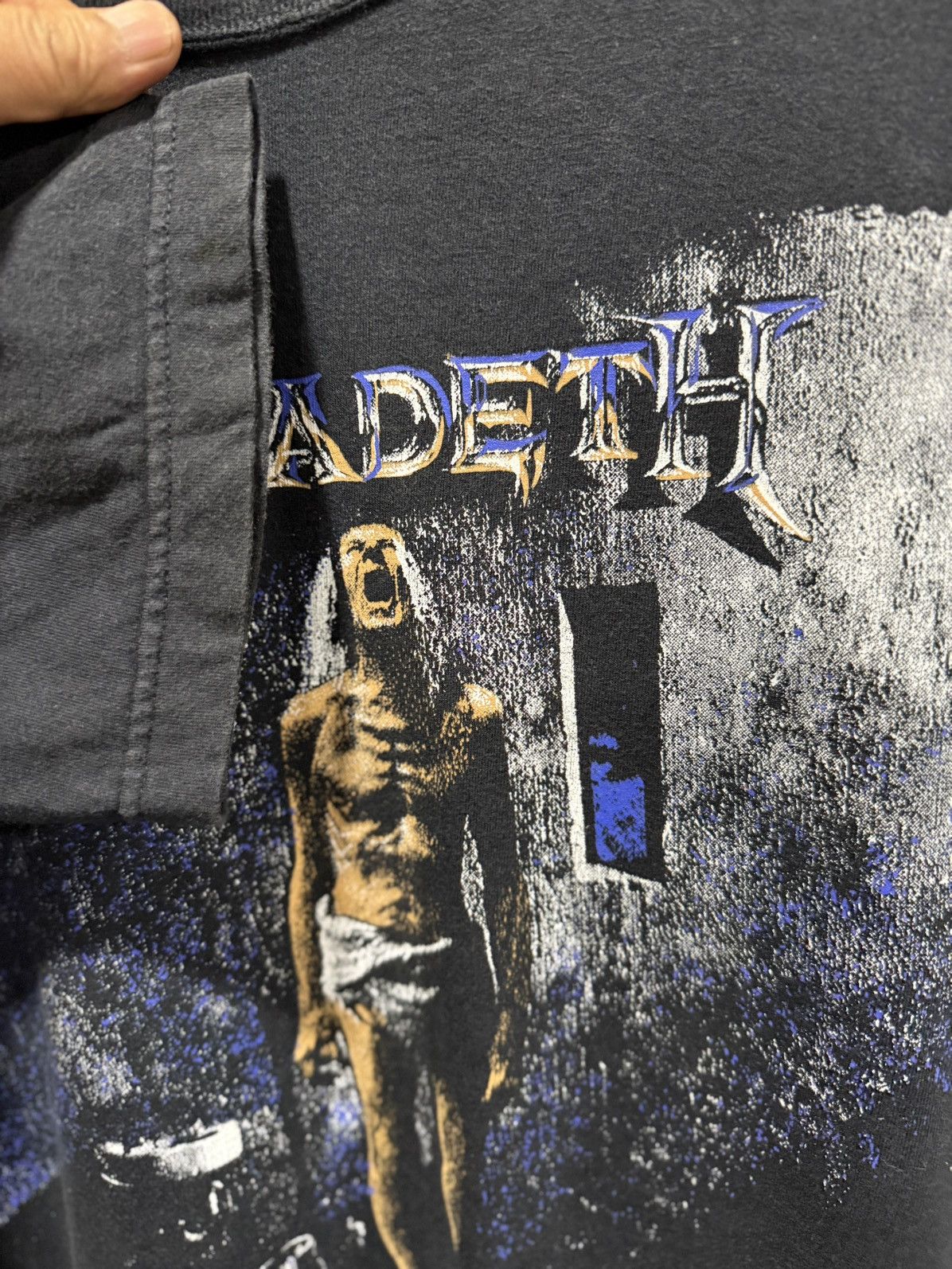 Band Tees Vintage 90s Megadeth Big Mark Backhit Faded Tee Size US L / EU 52-54 / 3 - 7 Thumbnail