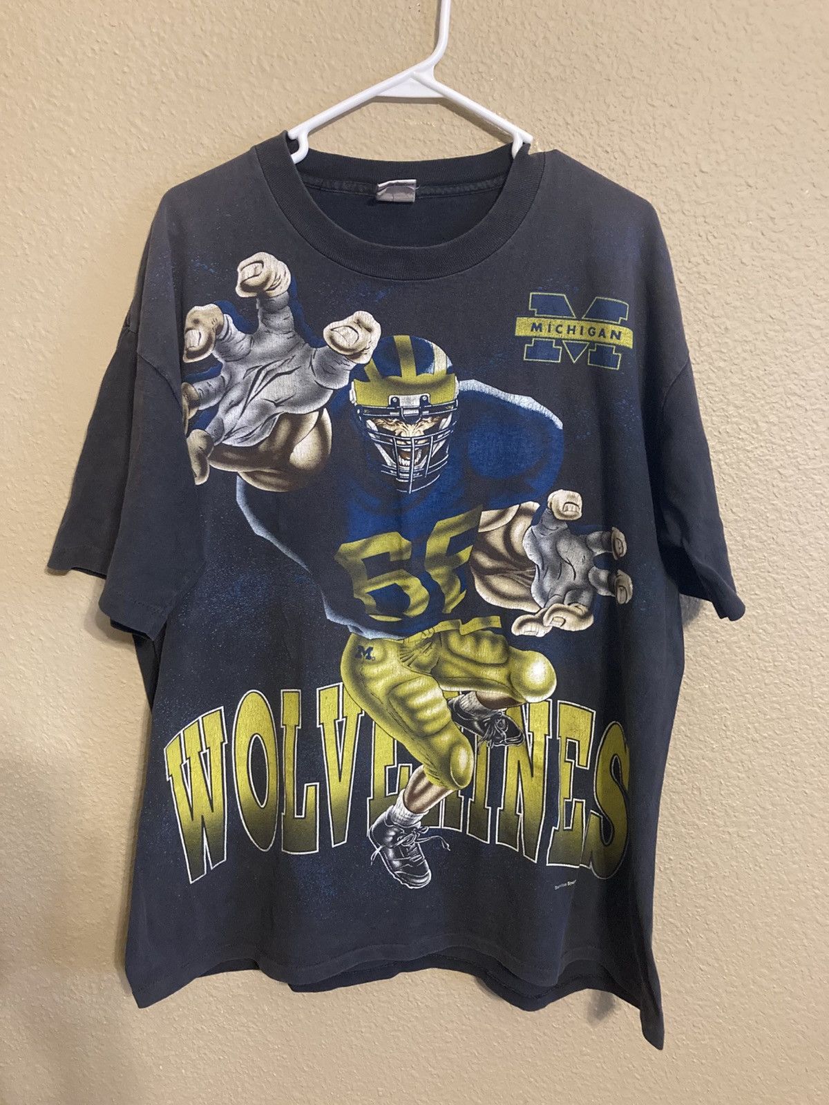 Vintage Vintage 90s Michigan Wolverines AOP Shirt Size US XL / EU 56 / 4 - 1 Thumbnail
