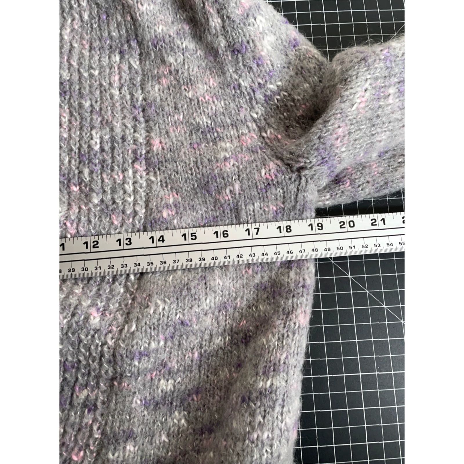 Vintage VINTAGE Mohair Blend Cardigan Women's Small Gray Purple Double Breasted Sweater VTG Size S / US 4 / IT 40 - 4 Thumbnail