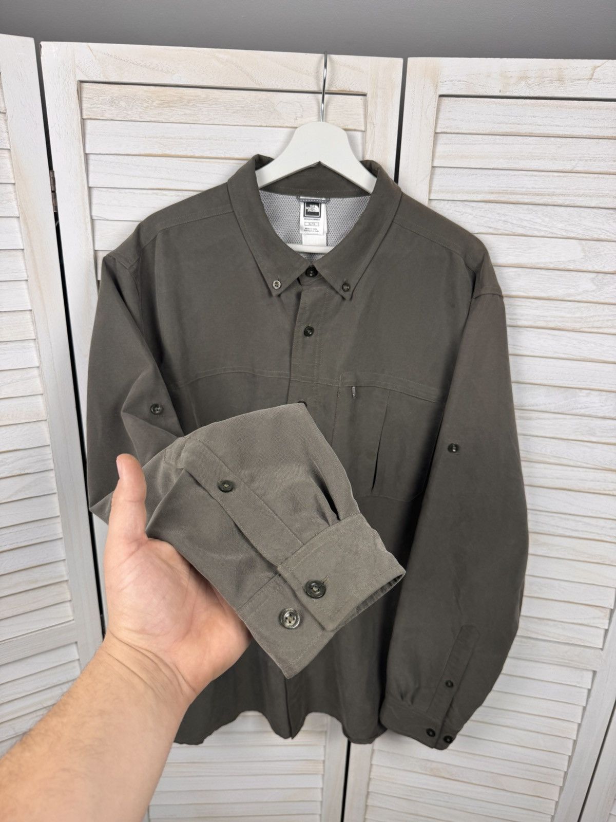 The North Face The North Face Men's XL Olive Woven Shirt Long Sleeve Solid Size US XL / EU 56 / 4 - 5 Thumbnail