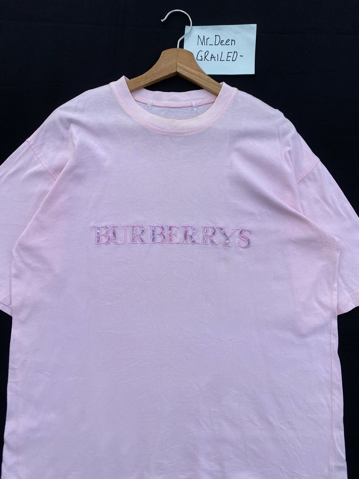Vintage Rare Vintage 90s Burberry Embossed Tshirt Size US L / EU 52-54 / 3 - 6 Thumbnail