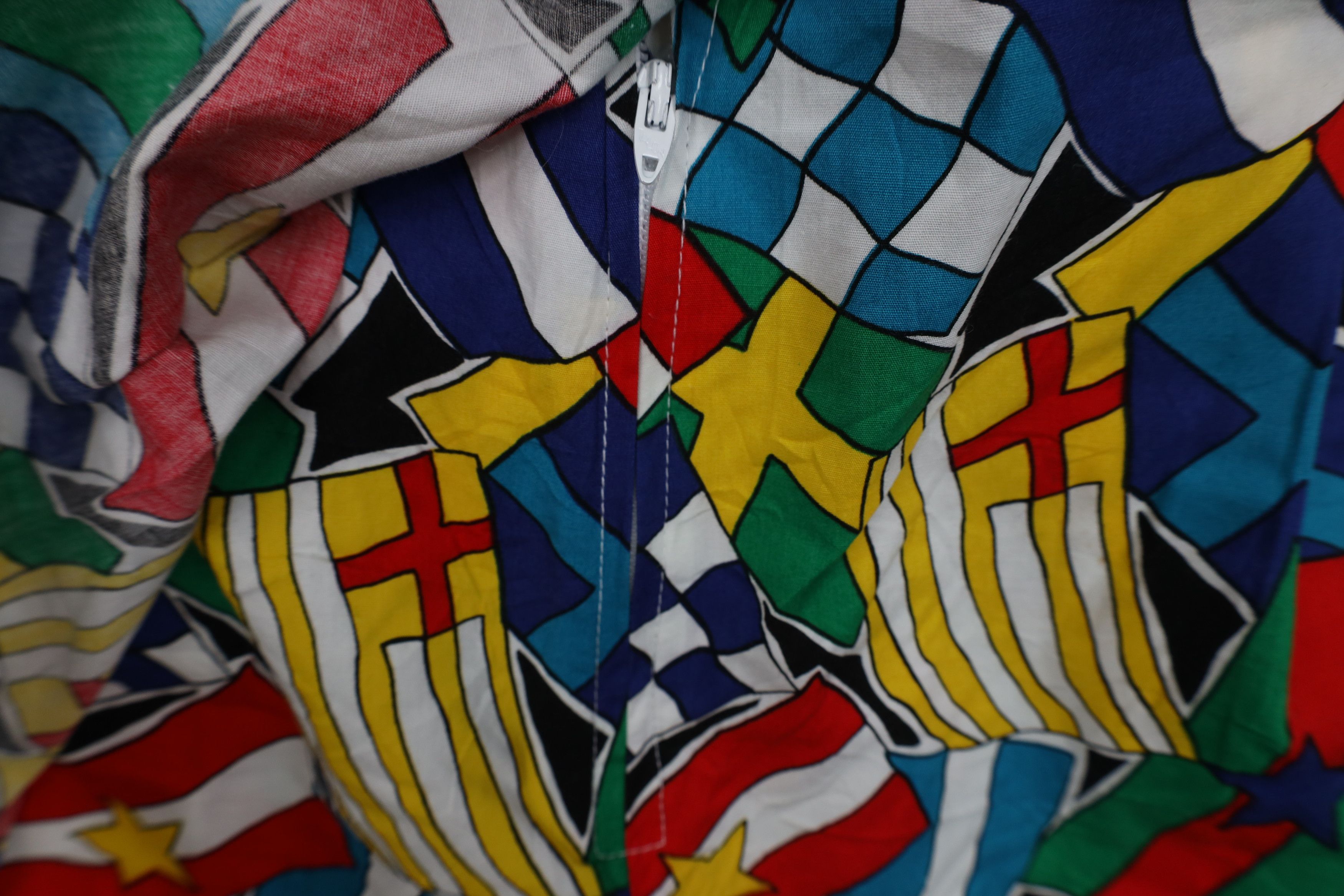Vintage Vintage 90s Streetwear Flags Wrap Skirt Shorts USA Cotton Size 32" / US 10 / IT 46 - 6 Thumbnail