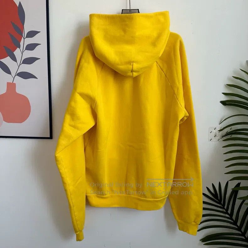 Balenciaga Balenciaga Yellow Logo Printed Sweatshirt Size US L / EU 52-54 / 3 - 2 Thumbnail
