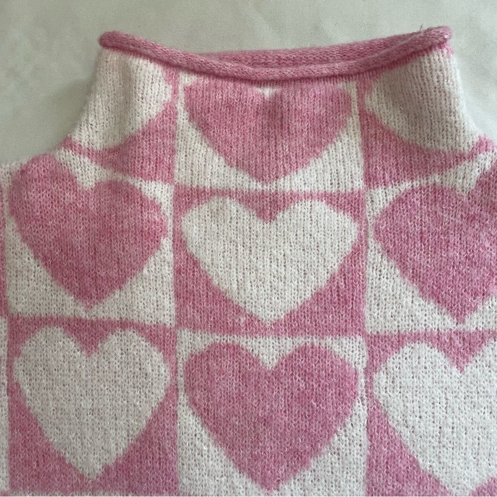 Other NWT New Cupcakes & Cashmere Hearts Pink High Neck Sweater S Size M / US 6-8 / IT 42-44 - 9 Thumbnail