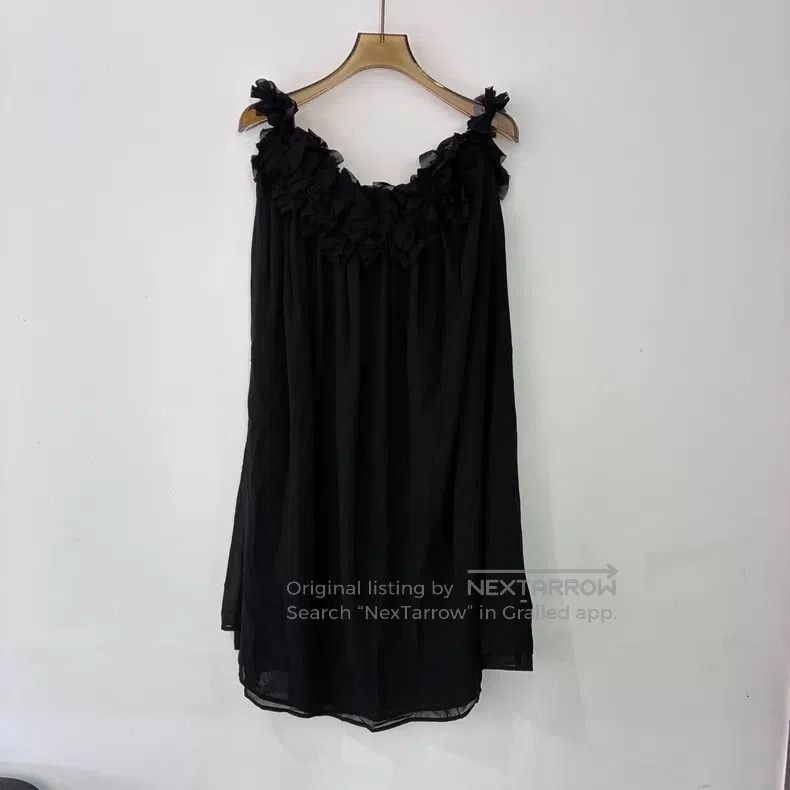 Comme des Garcons Comme des Garcons Size S Pleated flower decoration long tu Size 23" - 1 Thumbnail