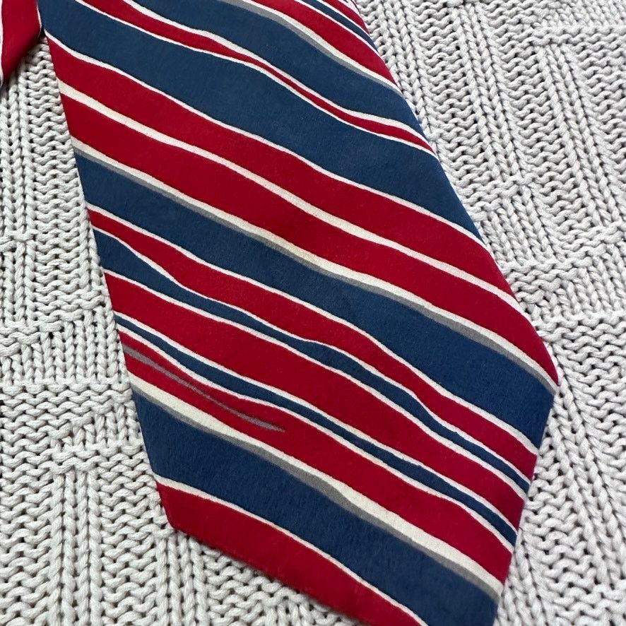 Oleg Cassini Vintage Oleg Cassini red and blue striped Italian silk tie Size ONE SIZE - 2 Thumbnail