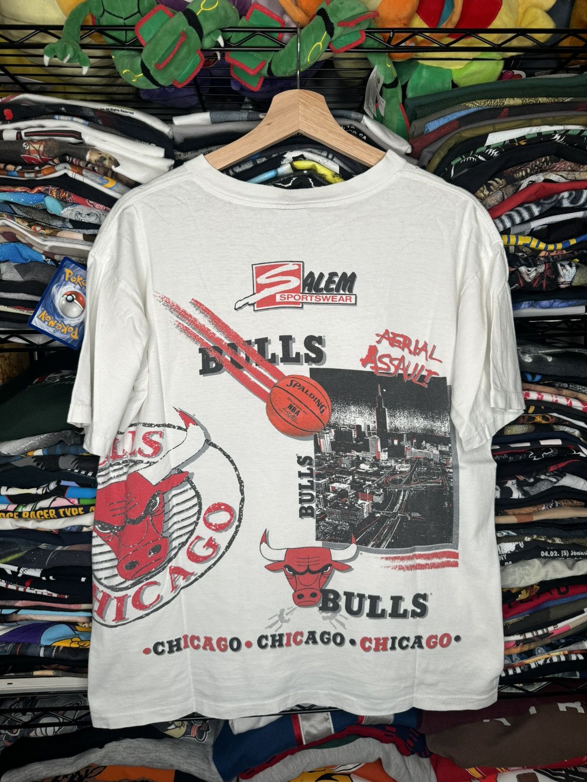 NBA × Vintage Vintage 90s Chicago Bulls Salem Aerial Assault AOP Tee Size US L / EU 52-54 / 3 - 4 Thumbnail