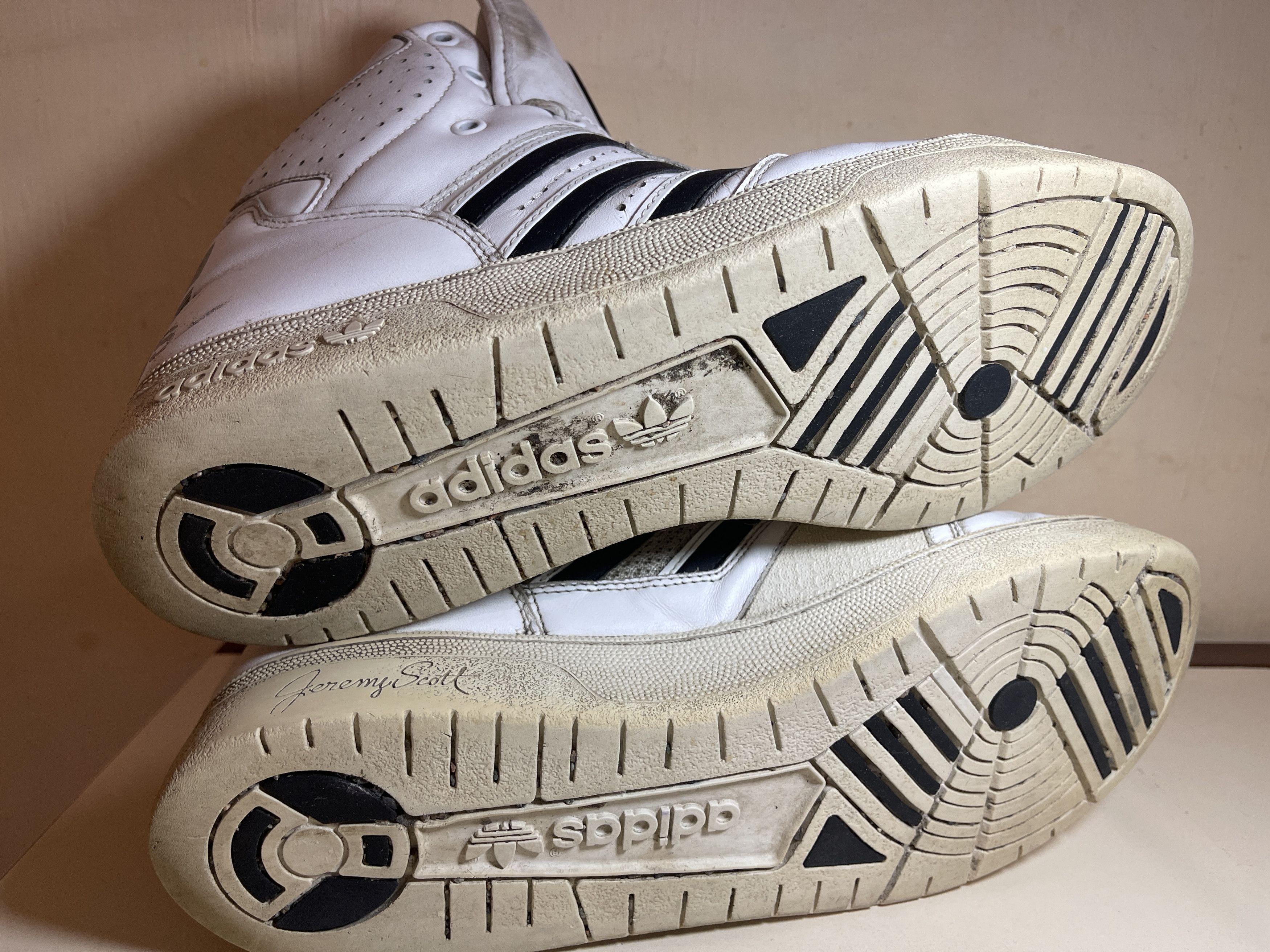 Adidas × Jeremy Scott Adidas sneakers, Jeremy Scott Instinct, Hi Top shoes, V24529 Size US 11.5 / EU 44-45 - 16 Thumbnail