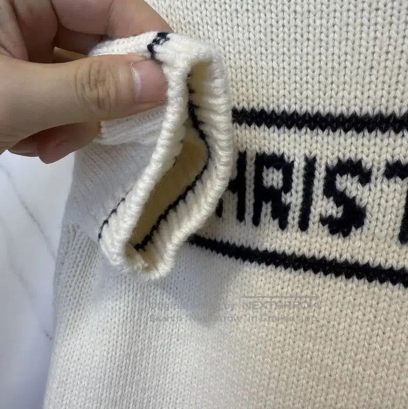Dior Dior Cream Wool Logo Short-Sleeve Sweater . Size L / US 10 / IT 46 - 5 Thumbnail